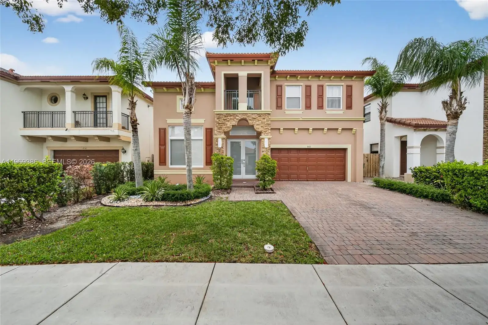 5 bedroom 3 bath Residential for sale at 642 SE 37th PL, Homestead FL 33033