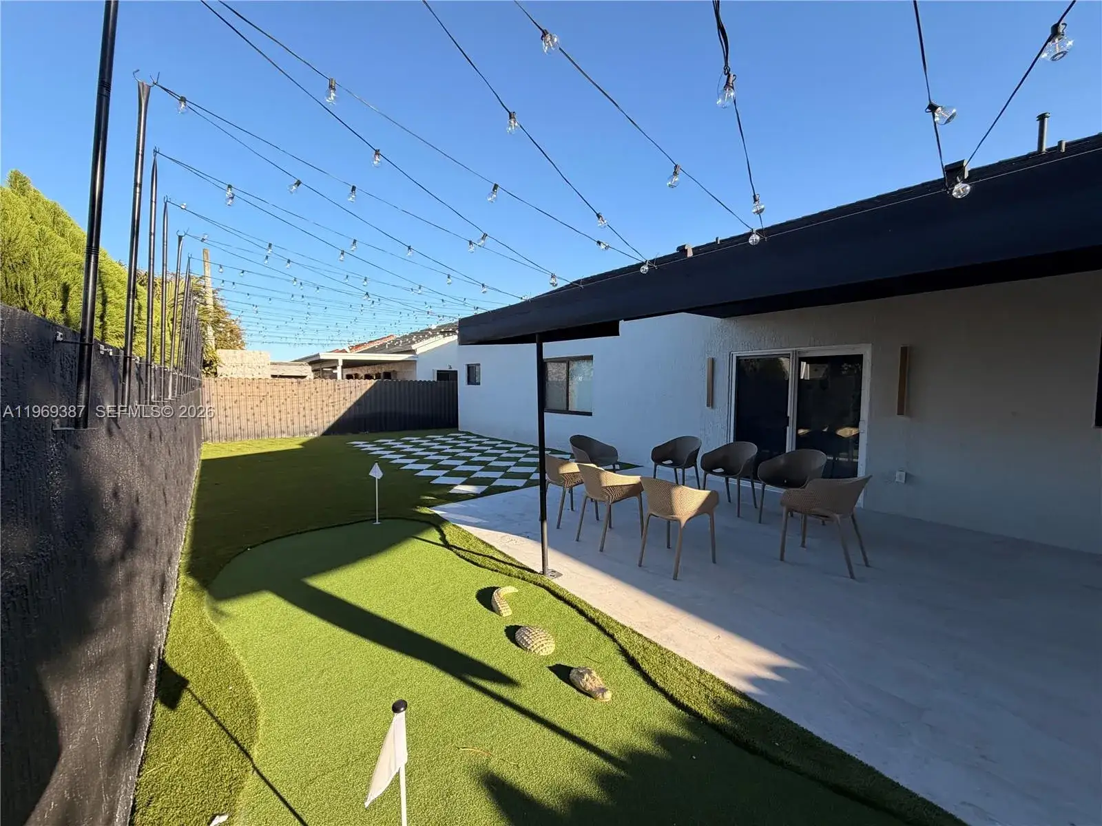 4 bedroom 2 bath Residential Lease for rent at 14617 SW 167th Ter, Miami FL 33177