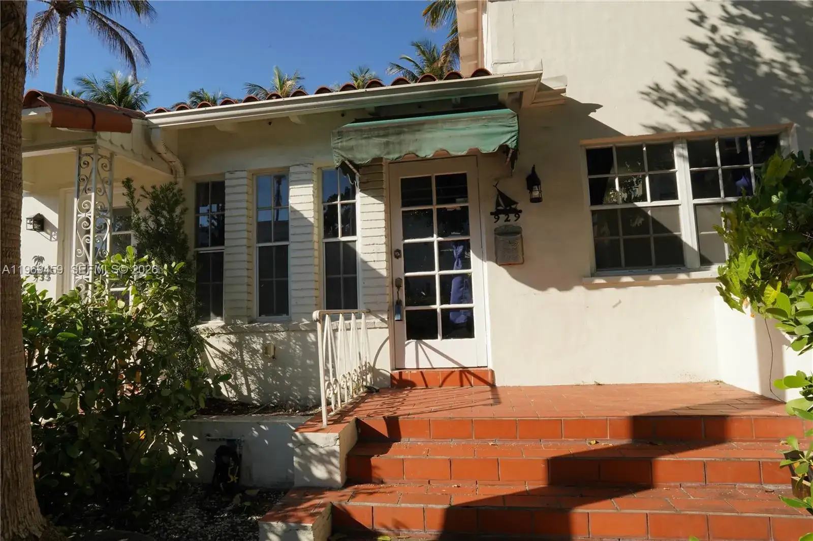 1 bedroom 1 bath Residential for sale at 1605 Michigan Ave # 929, Miami Beach FL 33139
