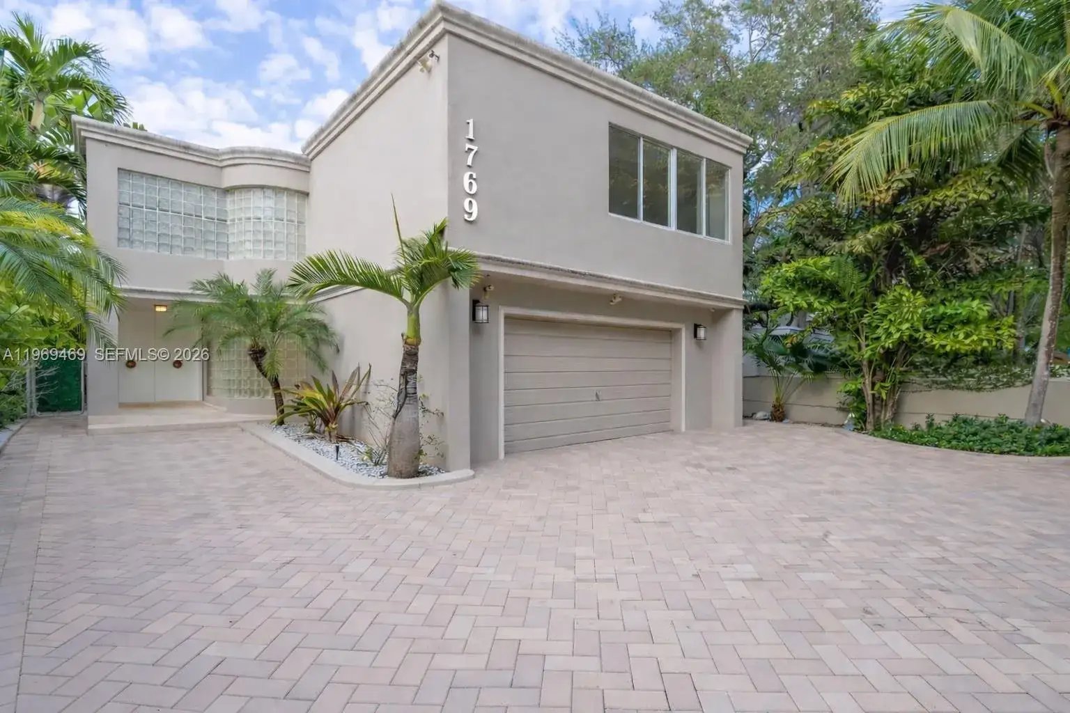 4 bedroom 4 bath Residential for sale at 1769 Wa Kee Na Dr, Miami FL 33133
