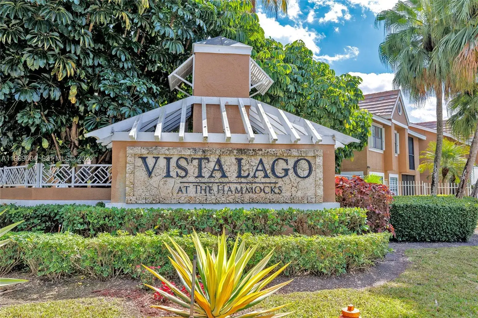 2 bedroom 2 bath Residential Lease for rent at 15680 SW 106th Ln # 815, Miami FL 33196