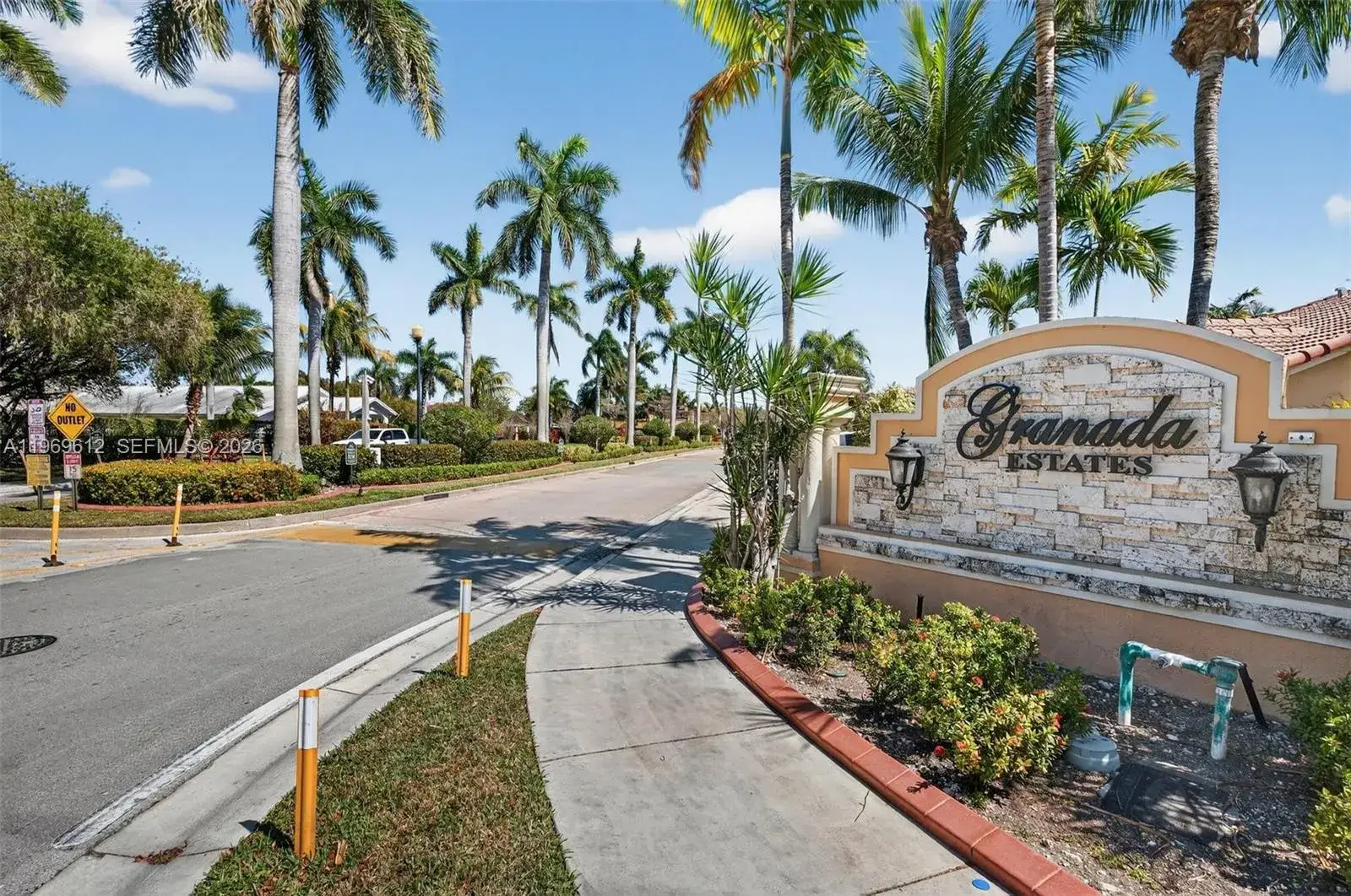 5 bedroom 3 bath Residential for sale at 426 NE 20th Ave, Homestead FL 33033