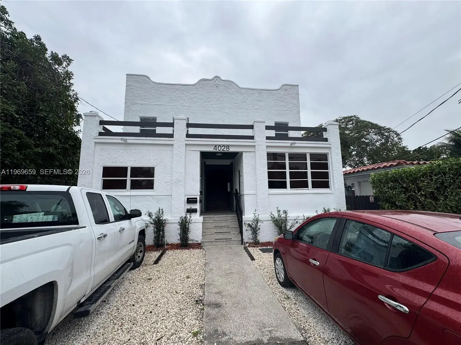 2 bedroom 1 bath Residential for sale at 4028 SW 11th St, Miami FL 33134