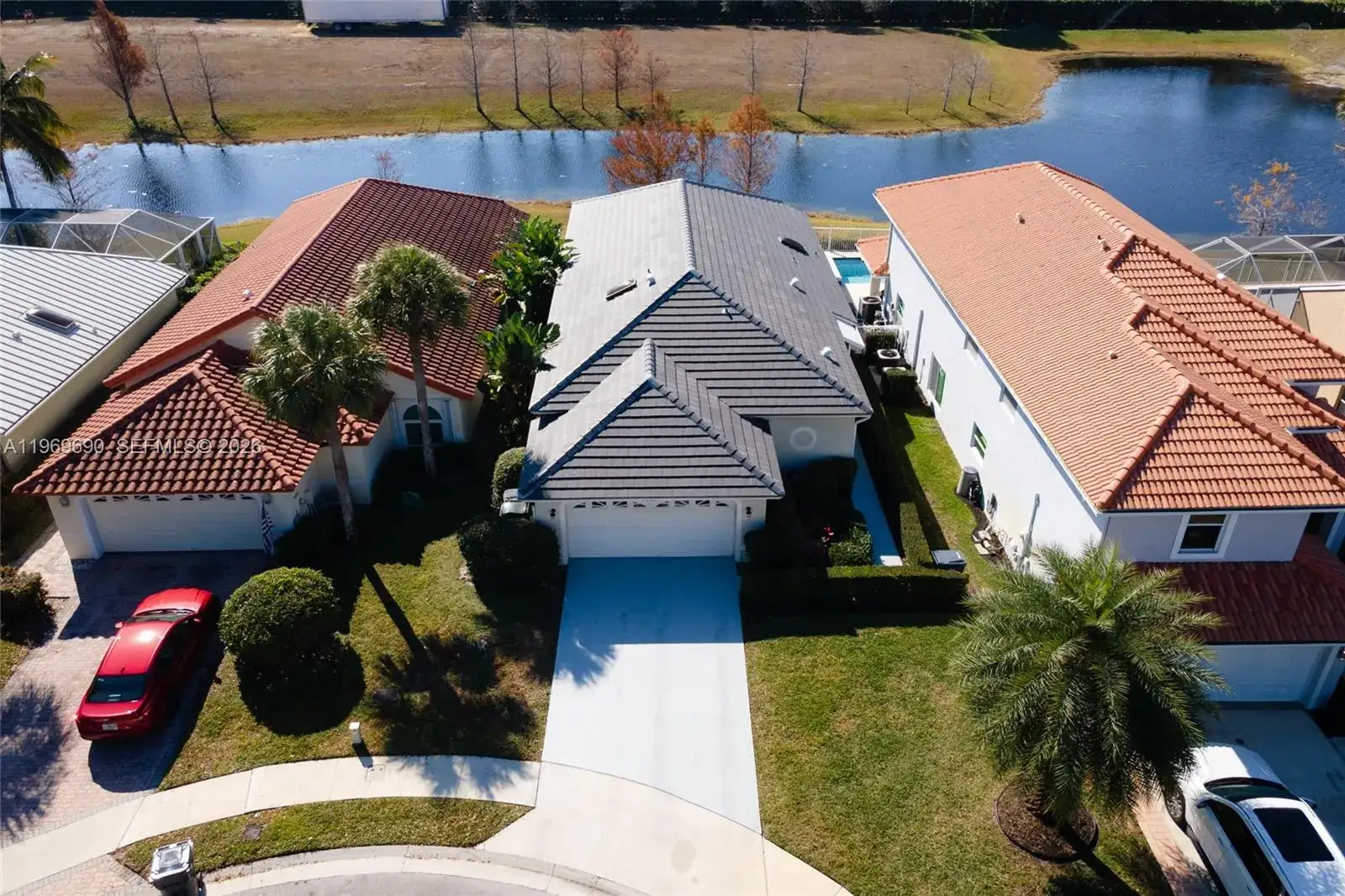3 bedroom 2 bath Residential for sale at 2668 Country Golf Dr, Wellington FL 33414