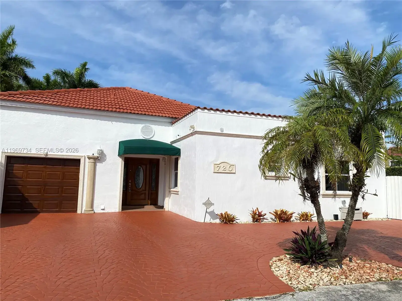3 bedroom 2 bath Residential for sale at 720 NW 123rd Ave, Miami FL 33182