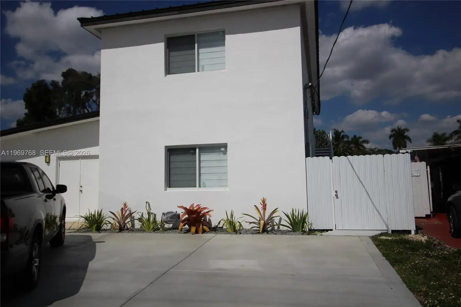 2 bedroom 1 bath Residential Lease for rent at 11135 SW 48th St # 1, Miami FL 33165