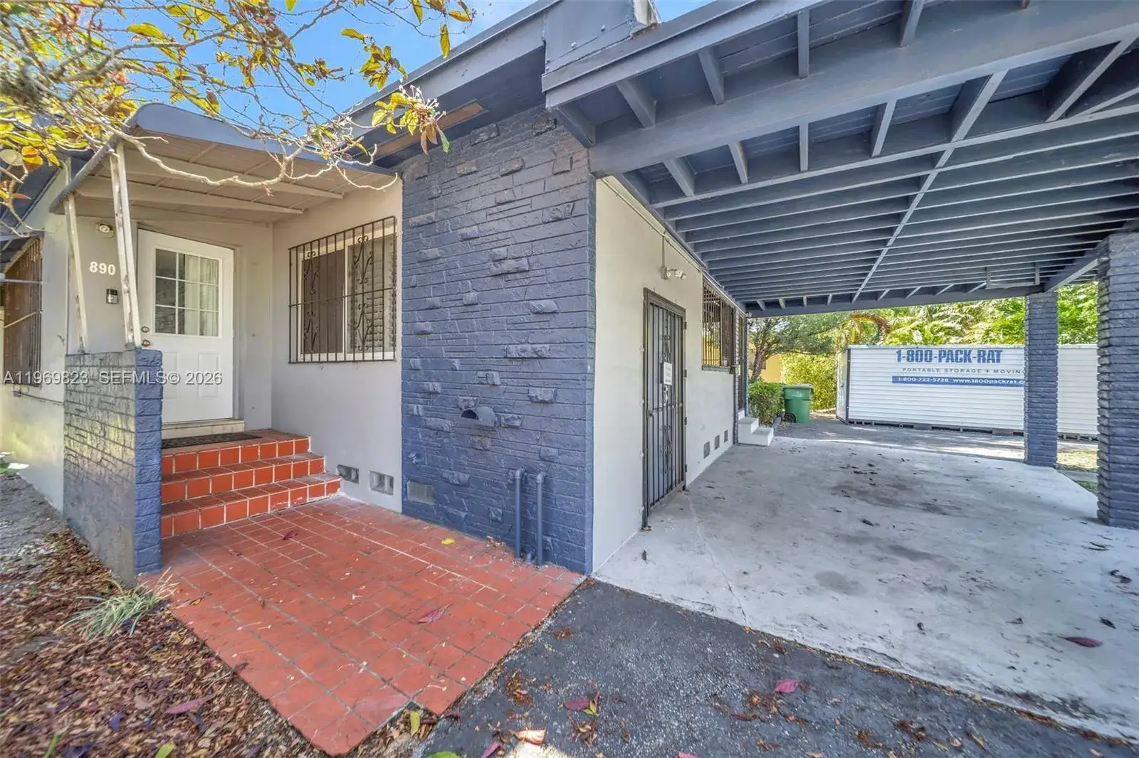 2 bedroom 1 bath Residential for sale at 890 NE 138th St, North Miami FL 33161