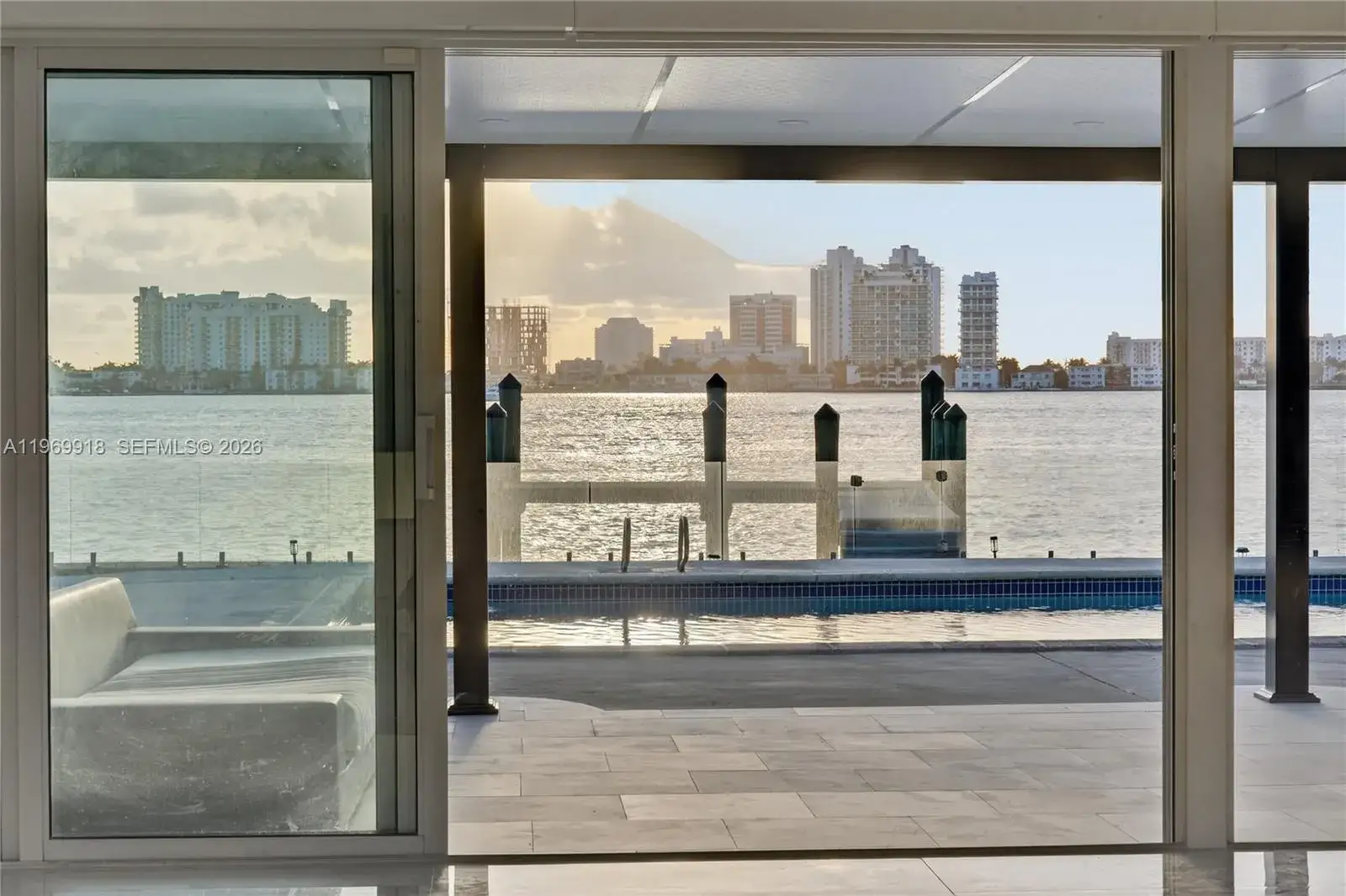 4 bedroom 4 bath Residential Lease for rent at 1101 S Shore Dr # 0, Miami Beach FL 33141