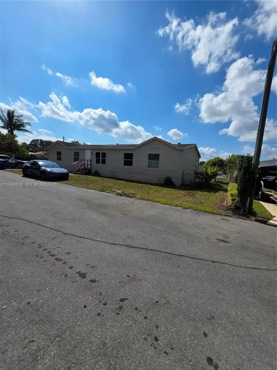 4 bedroom 2 bath Residential for sale at 19800 SW 180 Ave, Miami FL 33187