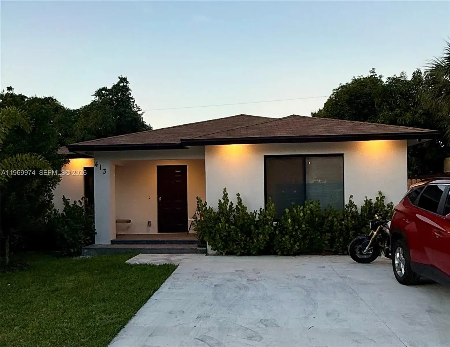 5 bedroom 2 bath Residential for sale at 413 SW 10th St, Delray Beach FL 33444
