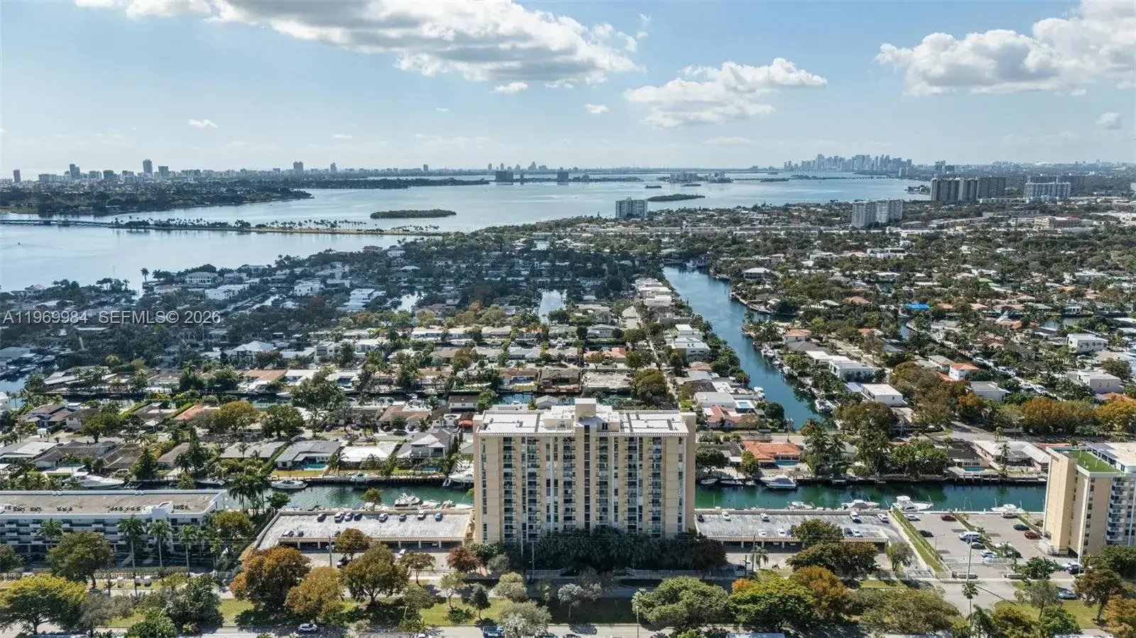 2 bedroom 2 bath Residential for sale at 2350 NE 135th St # 811, North Miami FL 33181