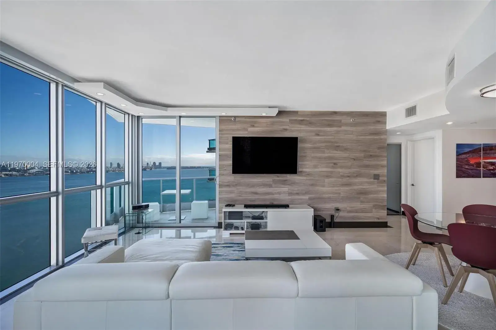 2 bedroom 2 bath Residential for sale at 1331 Brickell Bay Dr # 2402, Miami FL 33131
