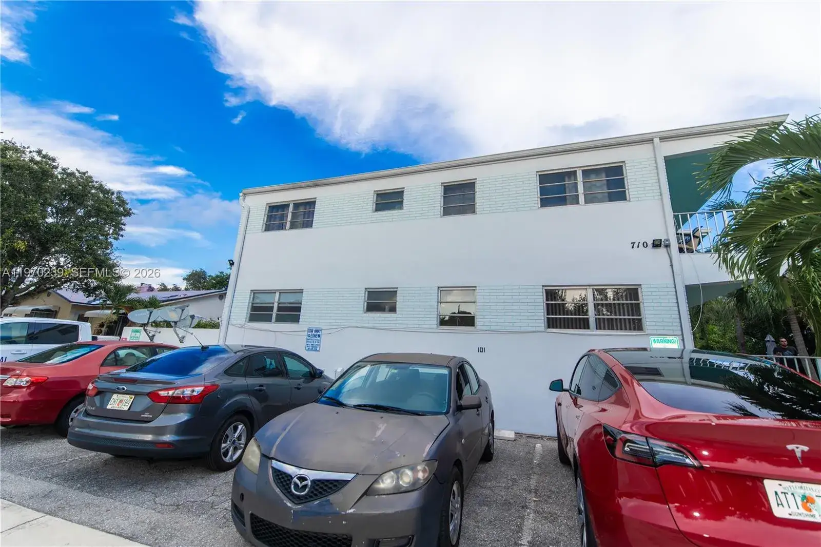 2 bedroom 1 bath Residential Lease for rent at 710 N K St # 202, Lake Worth FL 33460