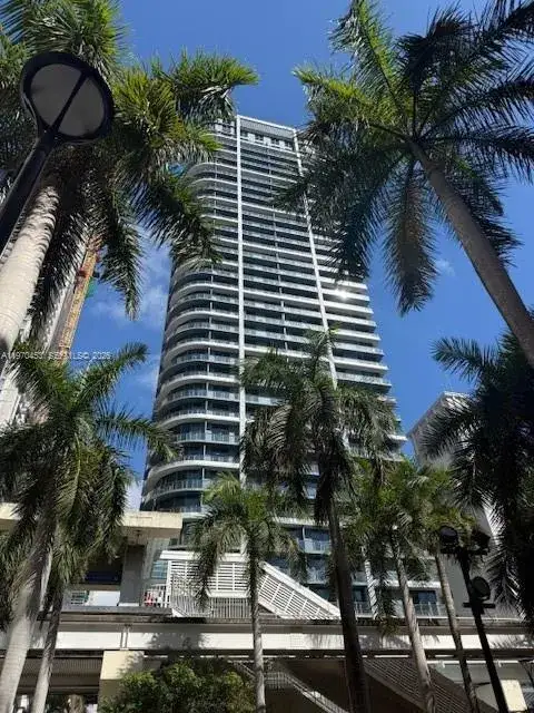 1 bath Residential for sale at 121 NE 5th St # 2504, Miami FL 33132