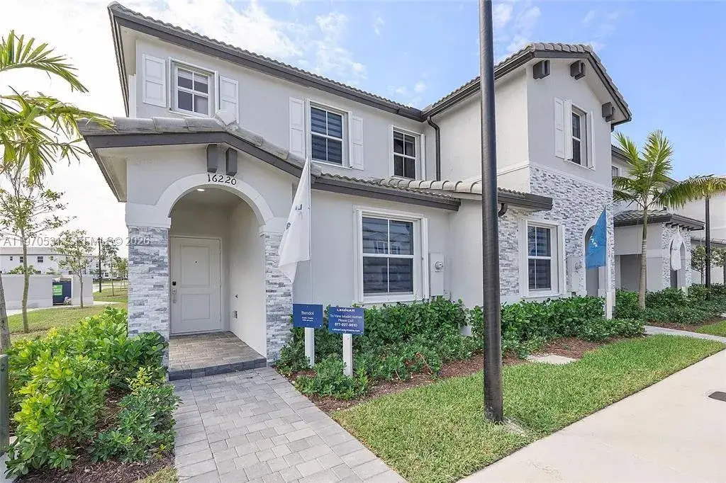 3 bedroom 3 bath Residential for sale at 16220 SW 291st St, Homestead FL 33033