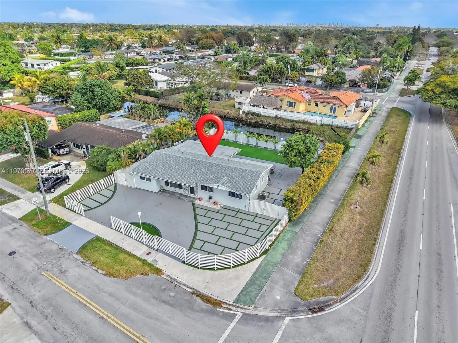 4 bedroom 3 bath Residential Lease for rent at 5521 SW 104th Ave, Miami FL 33165
