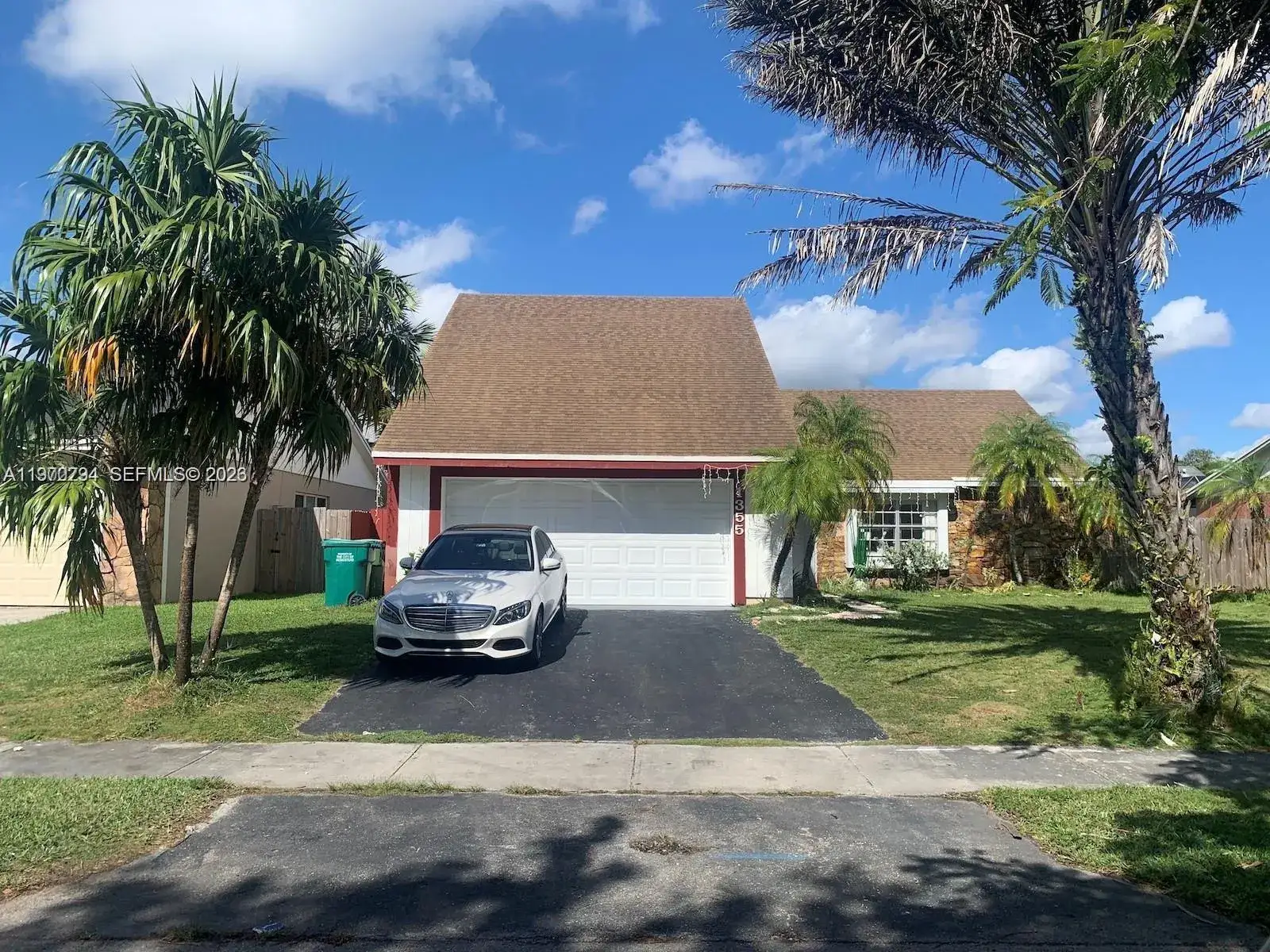 3 bedroom 2 bath Residential for sale at 1355 S Fieldlark Ln, Homestead FL 33035
