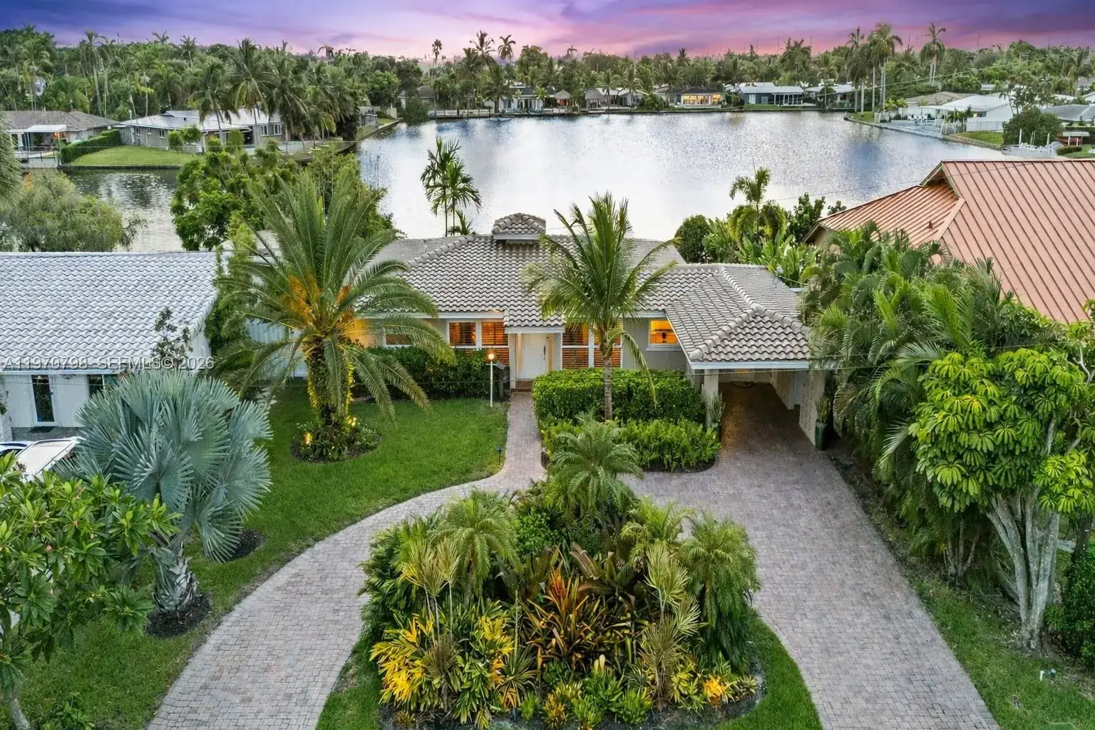 3 bedroom 2 bath Residential for sale at 4231 NE 16th Ave, Oakland Park FL 33334