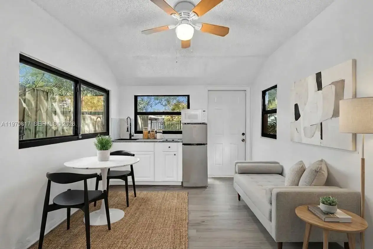 1 bath Residential Lease for rent at 118 NW 44th St # 1, Miami FL 33127
