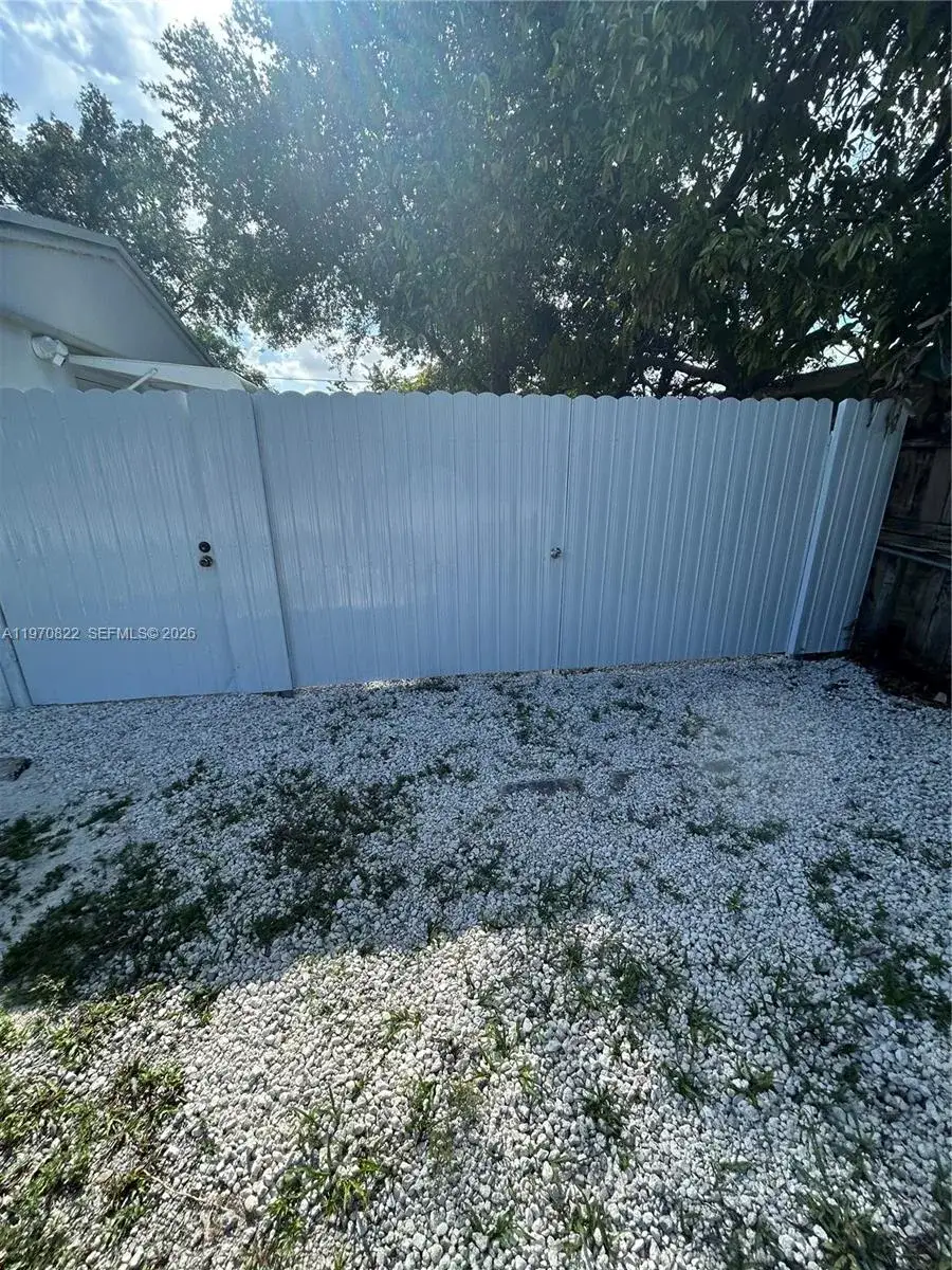 1 bedroom 1 bath Residential Lease for rent at 9828 NW 26th Ave # 2, Miami FL 33147