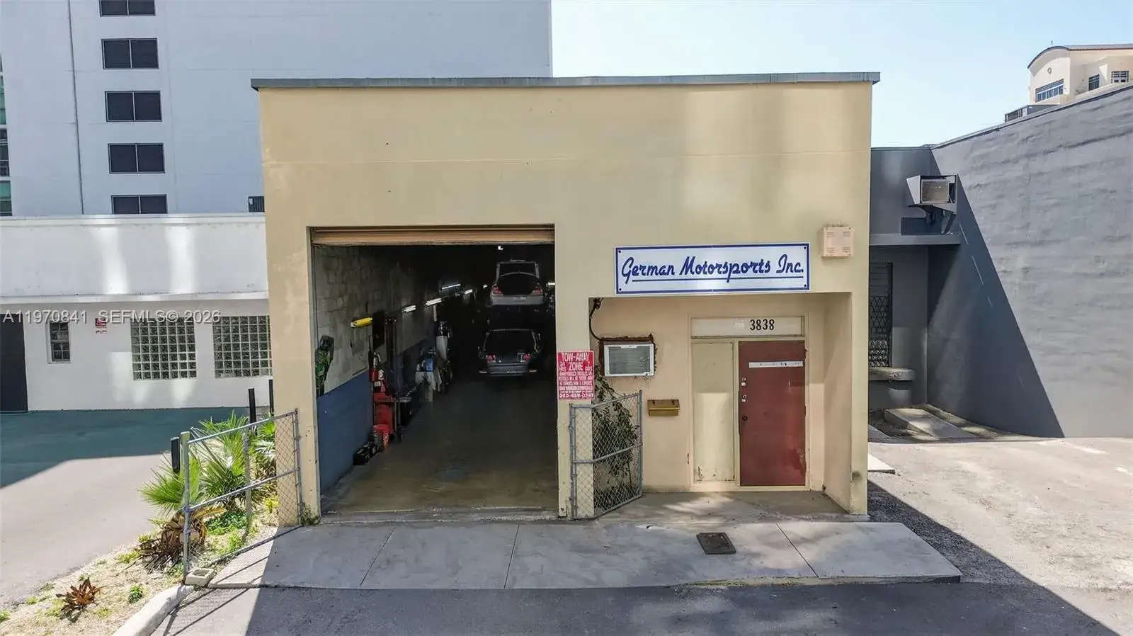 Commercial Sale for sale at 3838 Shipping Ave, Miami FL 33146