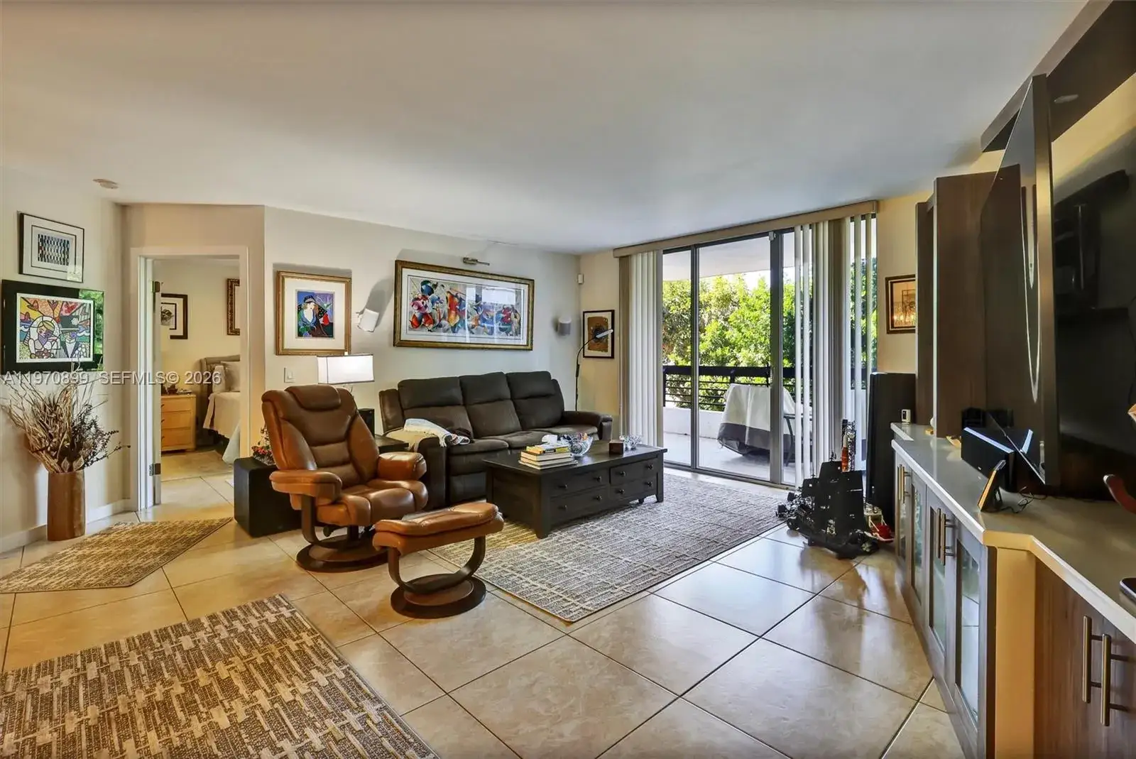 2 bedroom 2 bath Residential for sale at 3500 Mystic Pointe Dr # 302, Aventura FL 33180