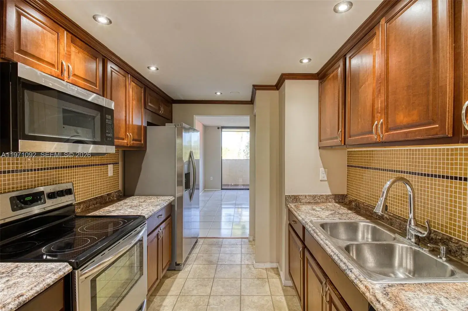 1 bedroom 1 bath Residential Lease for rent at 7401 NW 16th St # 408, Plantation FL 33313