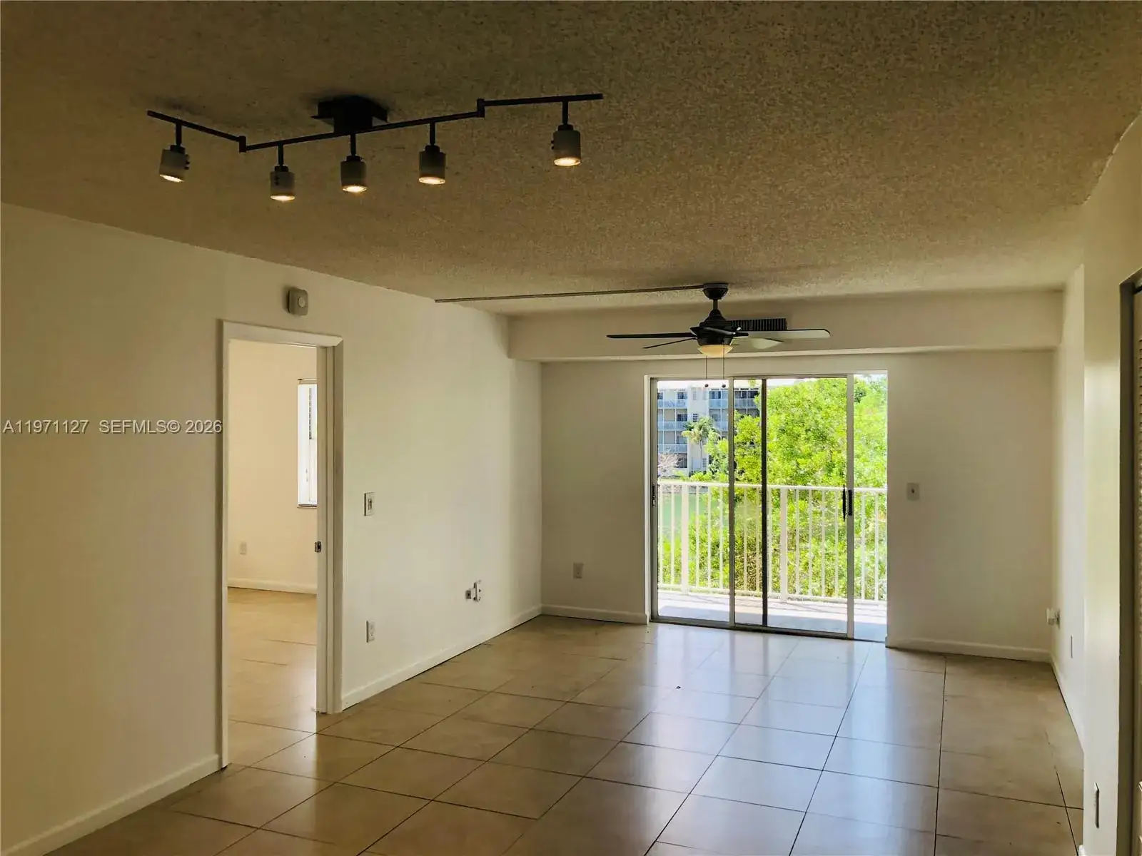2 bedroom 2 bath Residential for sale at 8260 SW 210th St # 210, Cutler Bay FL 33189