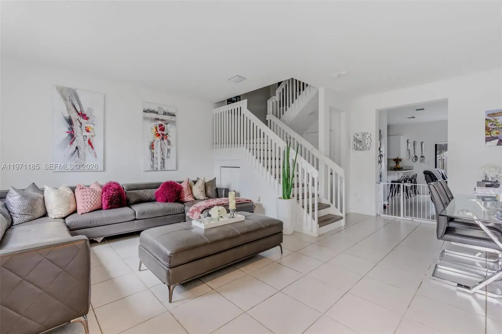 3 bedroom 2 bath Residential for sale at 10009 SW 228th Ter, Miami FL 33190