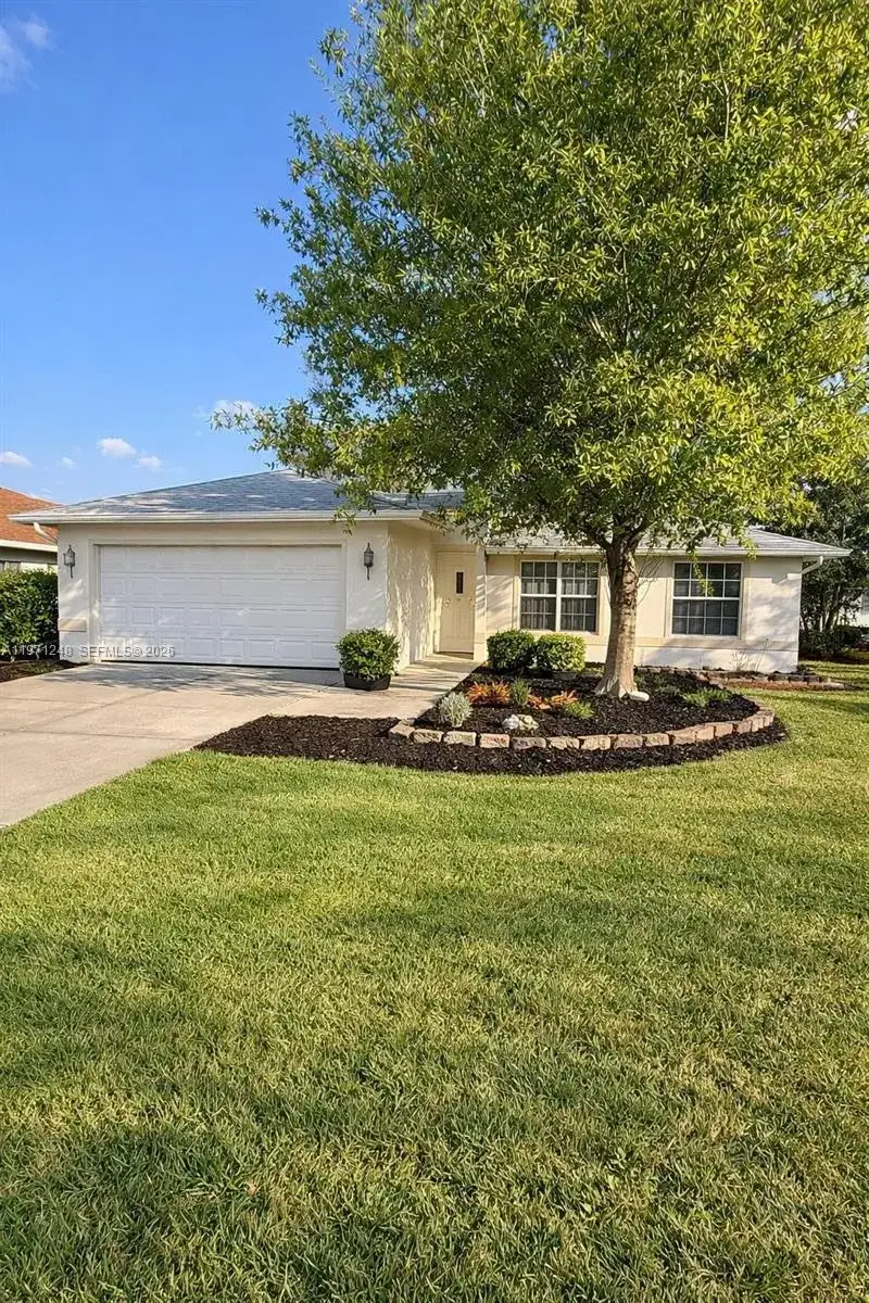 3 bedroom 2 bath Residential for sale at 1518 SENIOR CT, Lehigh Acres FL 33971