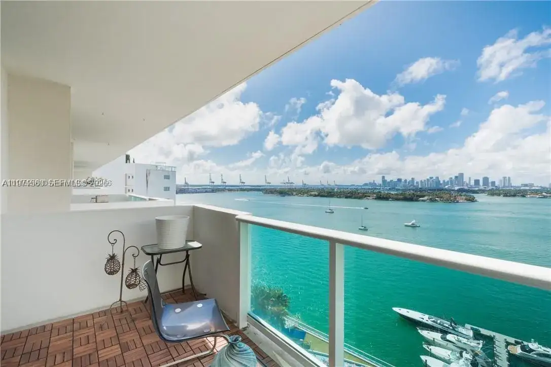 1 bedroom 1 bath Residential for sale at 1200 West Ave, Miami Beach FL 33139