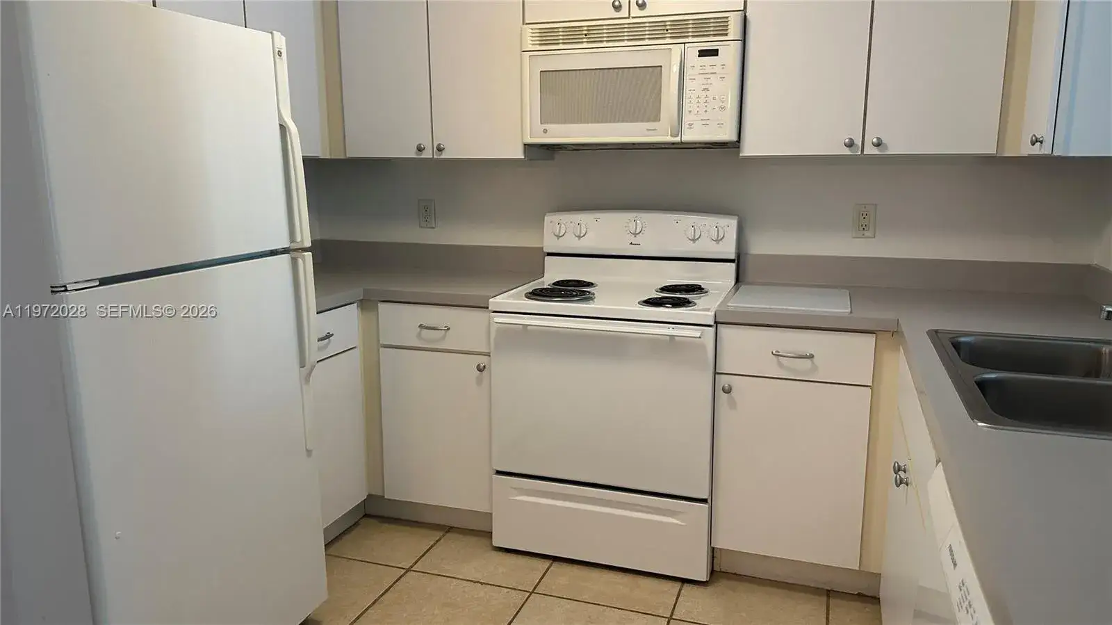 1 bedroom 1 bath Residential for sale at 1250 S Miami Ave # 1012, Miami FL 33130