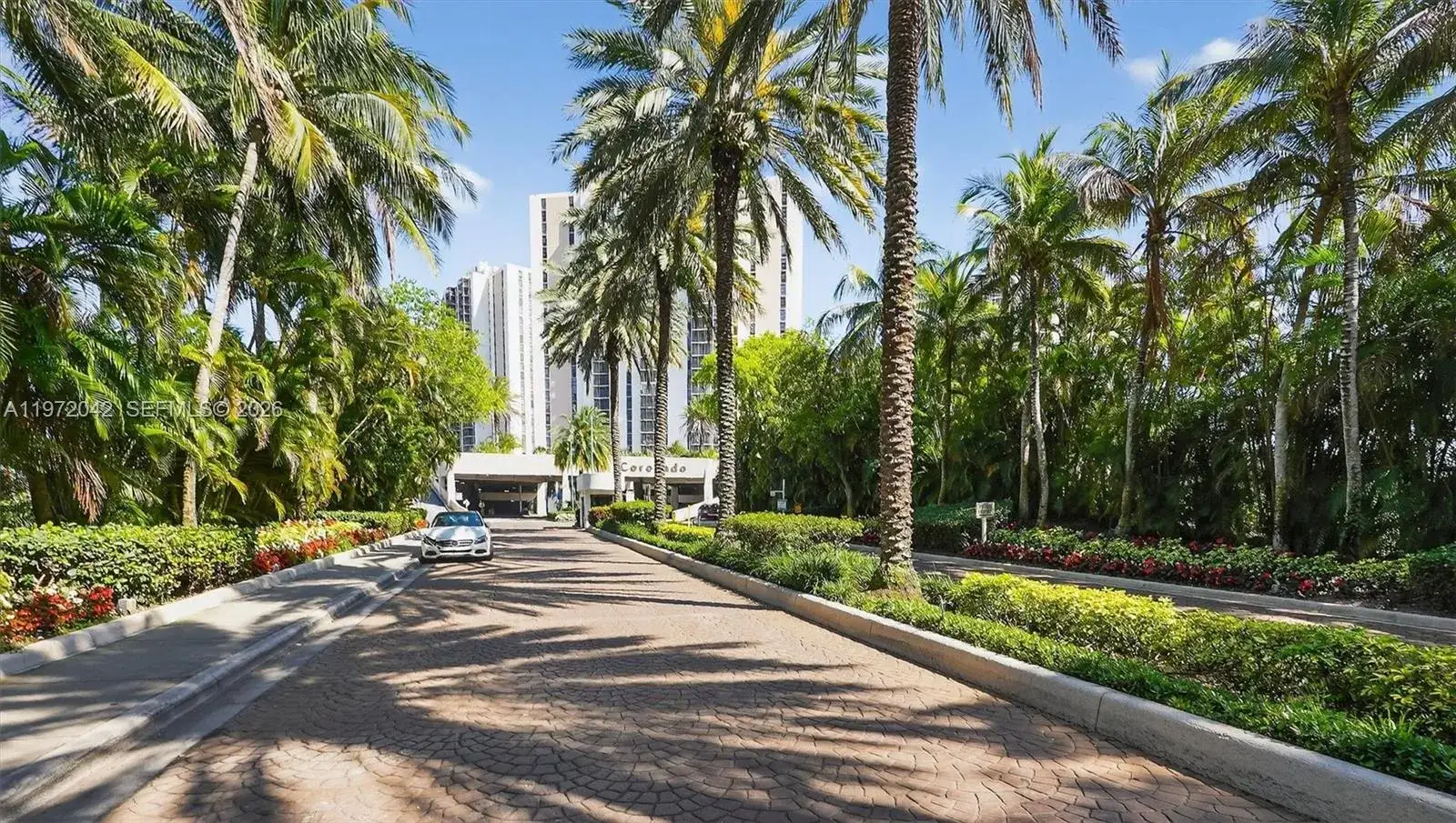 2 bedroom 2 bath Residential for sale at 20335 W Country Club Dr # 502, Aventura FL 33180