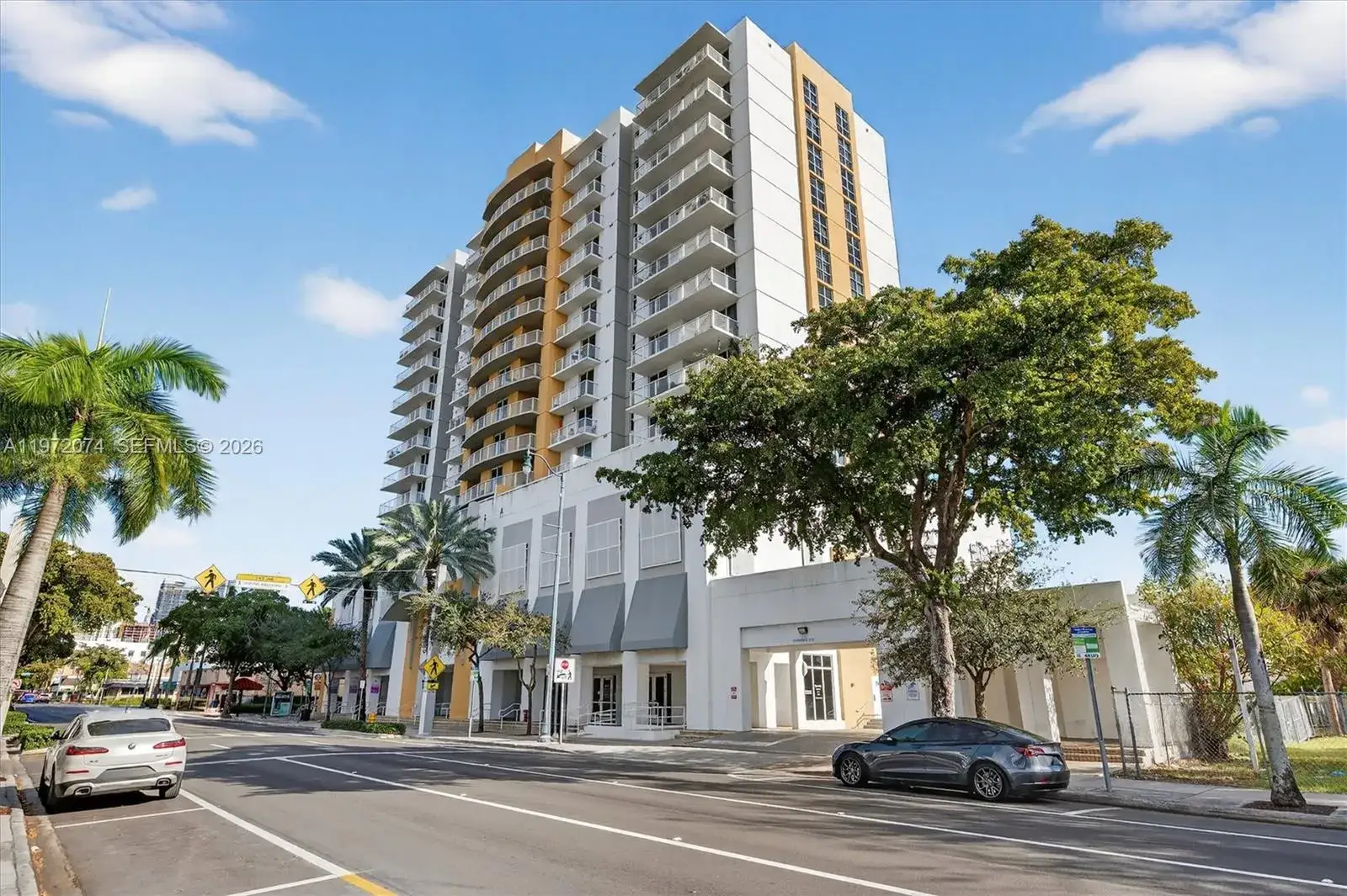1 bedroom 1 bath Residential for sale at 900 SW 8th St # 505, Miami FL 33130