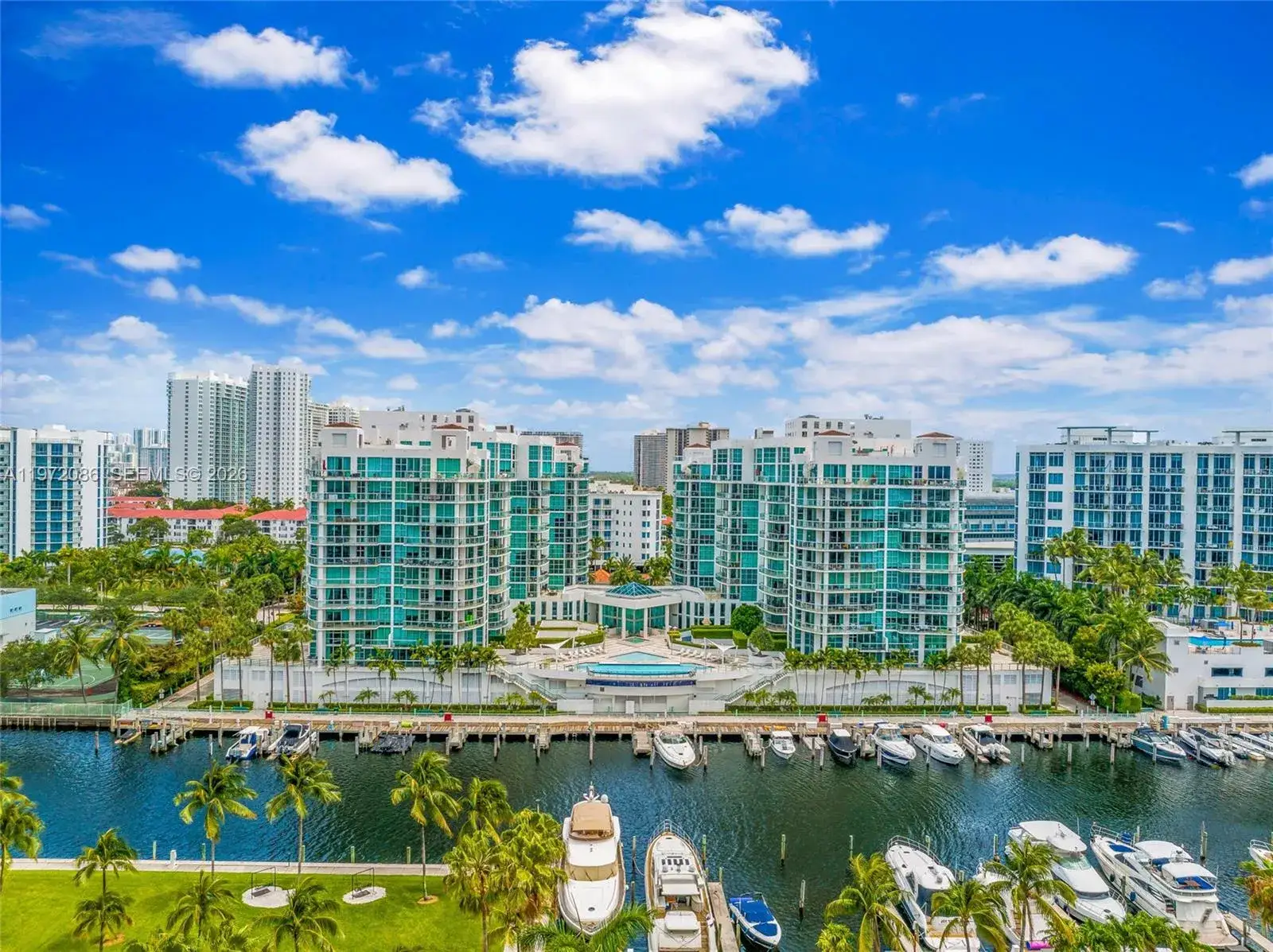 2 bedroom 2 bath Residential Lease for rent at 3131 NE 188th St # 910, Aventura FL 33180