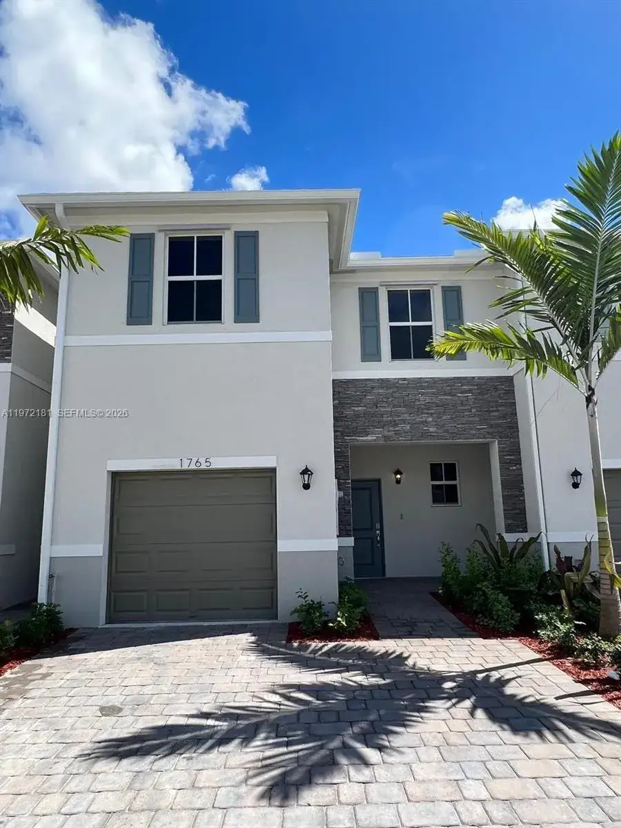 3 bedroom 2 bath Residential for sale at 1765 SE 7th Ter, Homestead FL 33034