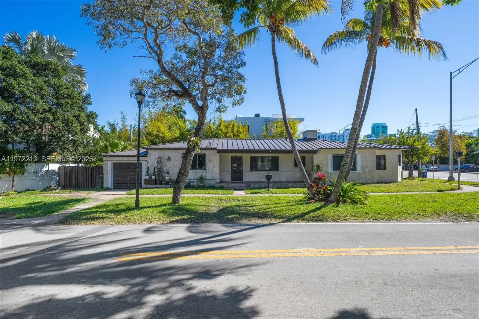 3 bedroom 3 bath Residential for sale at 6311 La Gorce Dr, Miami Beach FL 33141