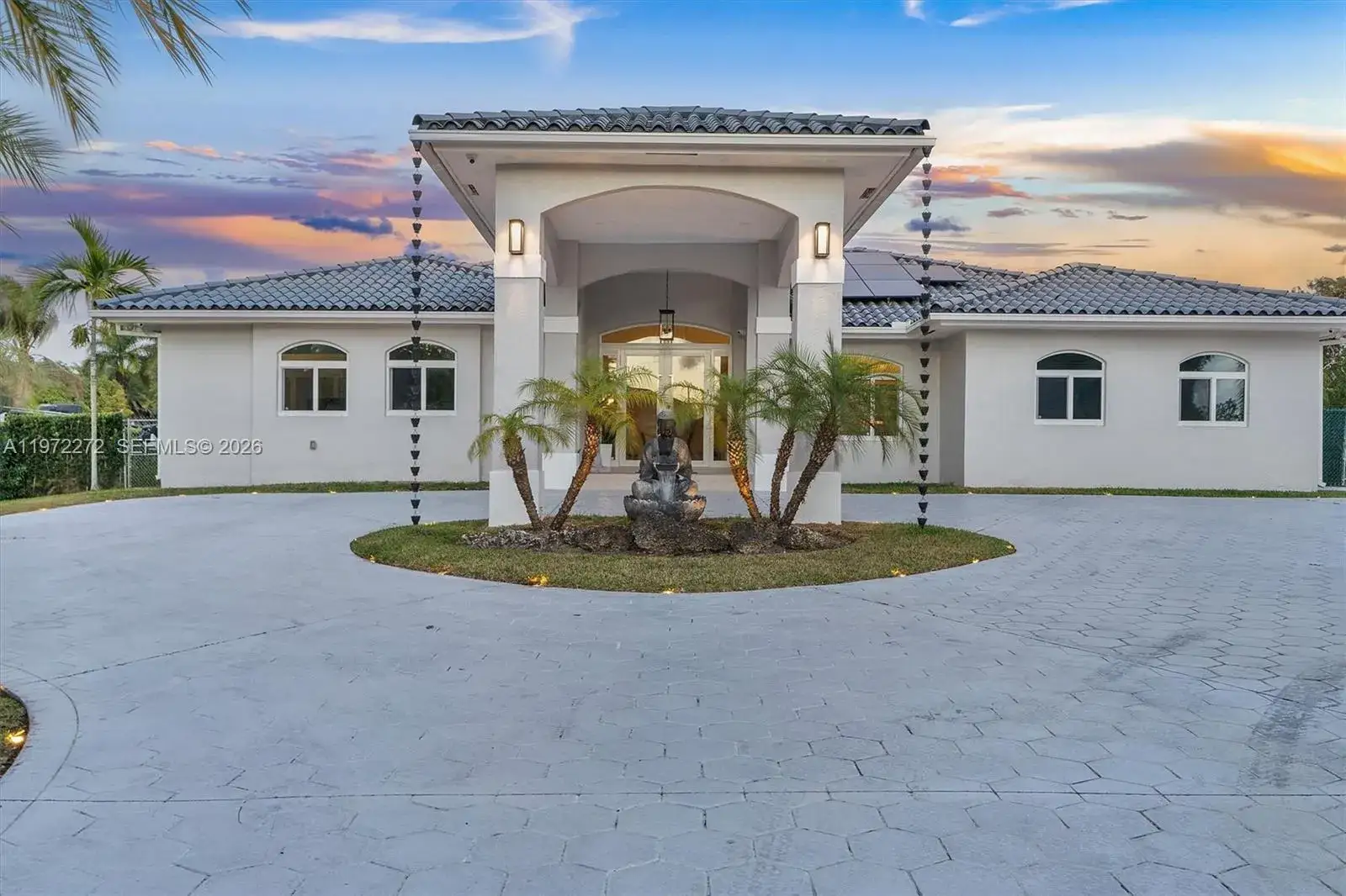 5 bedroom 4 bath Residential for sale at 135 SW 125th Ave, Miami FL 33184