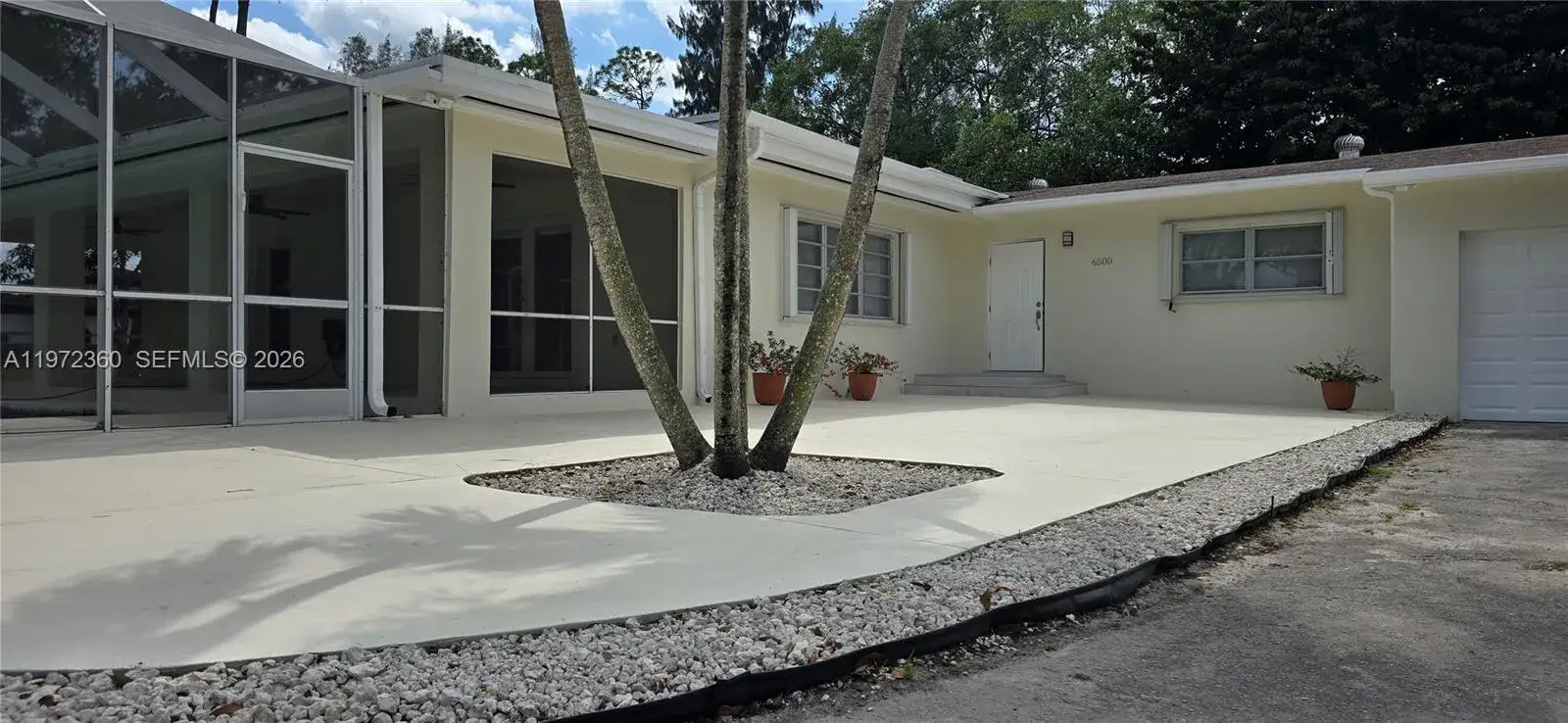 4 bedroom 2 bath Residential Lease for rent at 6500 SW 82nd Ave, Miami FL 33143