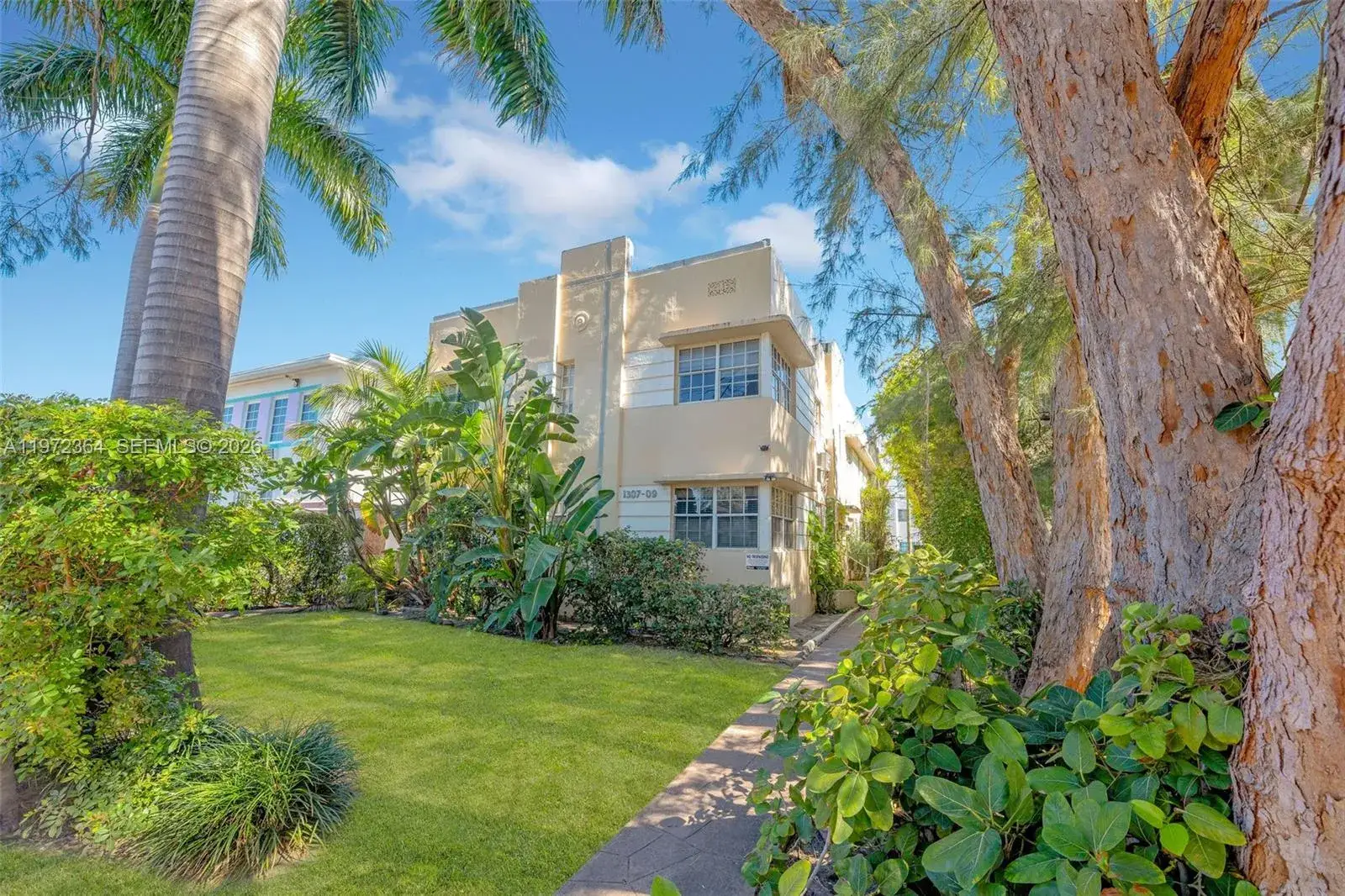 1 bedroom 1 bath Residential for sale at 1309 Euclid Ave # 6, Miami Beach FL 33139