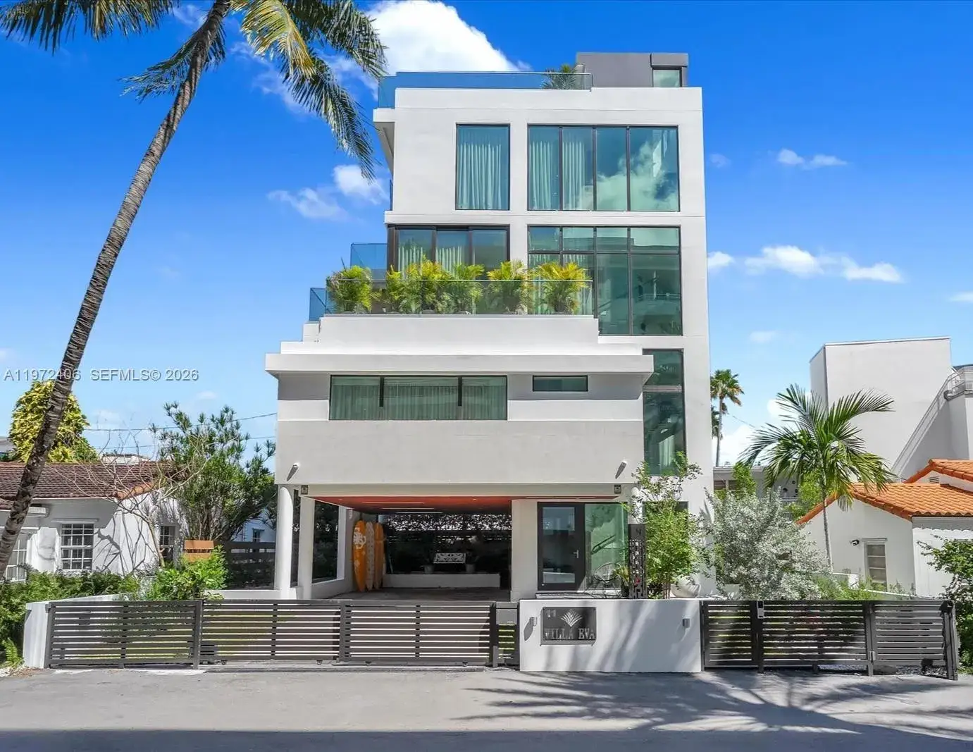 3 bedroom 3 bath Residential Lease for rent at 11 Century Ln, Miami Beach FL 33139