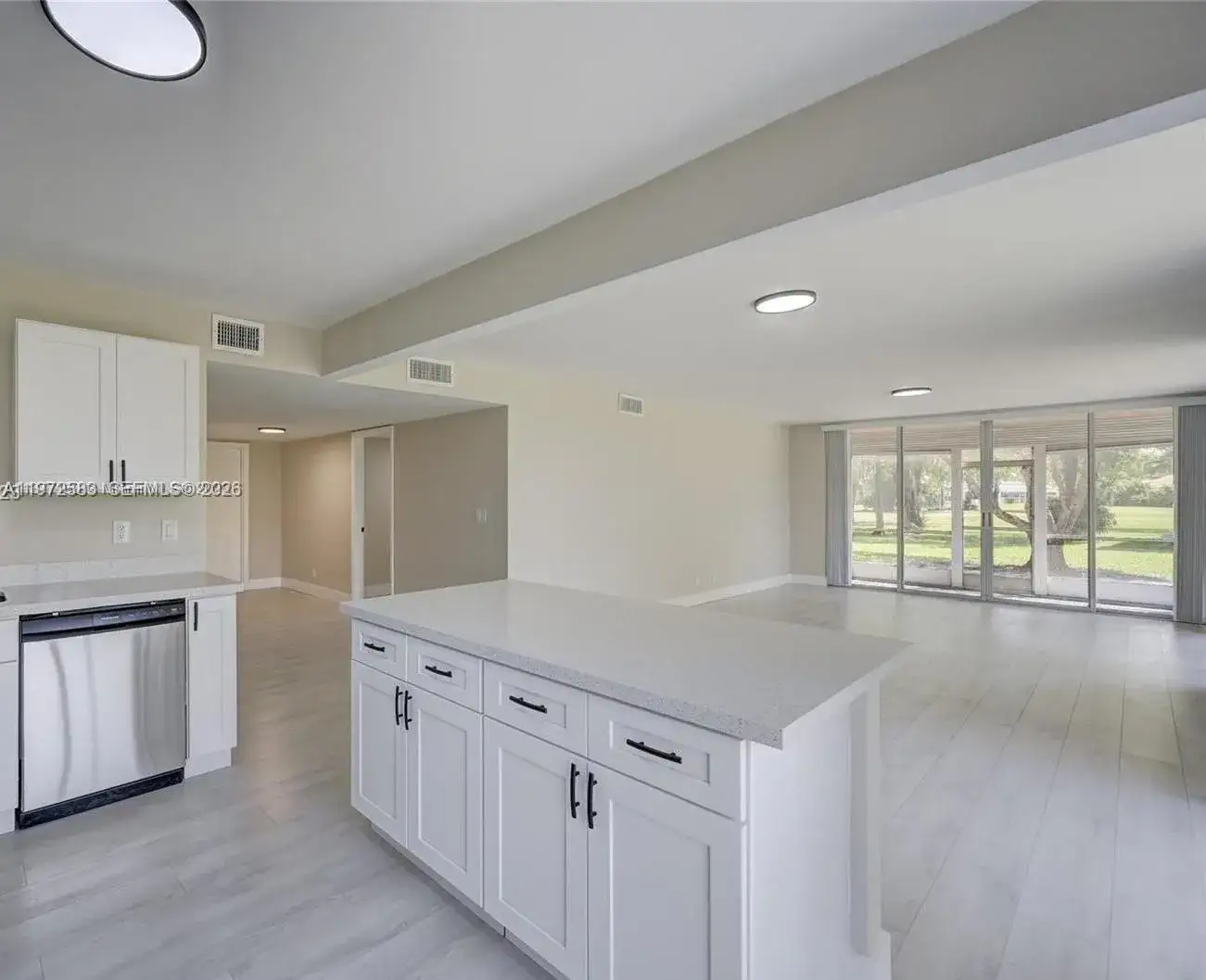 3 bedroom 2 bath Residential for sale at 7582 NW 86th Ter # 104, Tamarac FL 33321