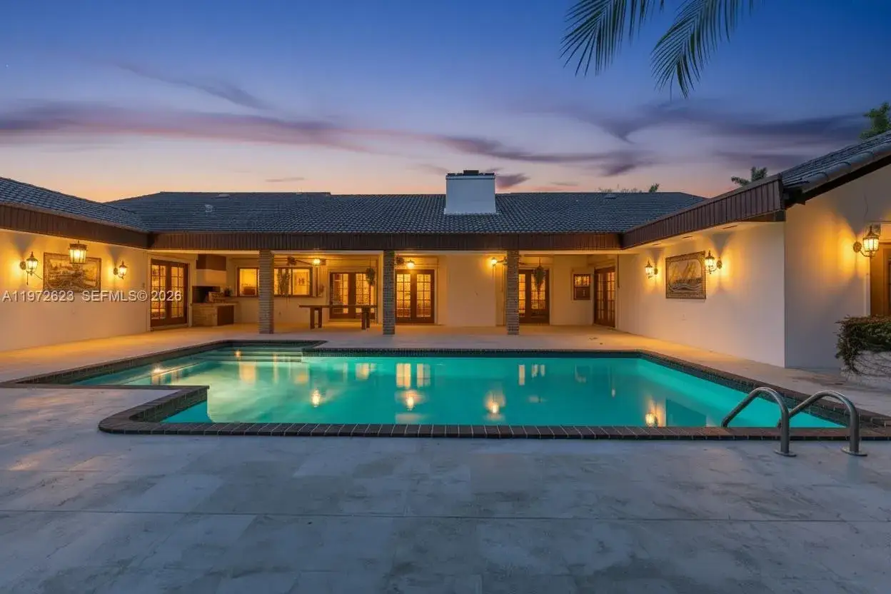 5 bedroom 4 bath Residential Lease for rent at 15305 SW 74th Ct, Palmetto Bay FL 33157