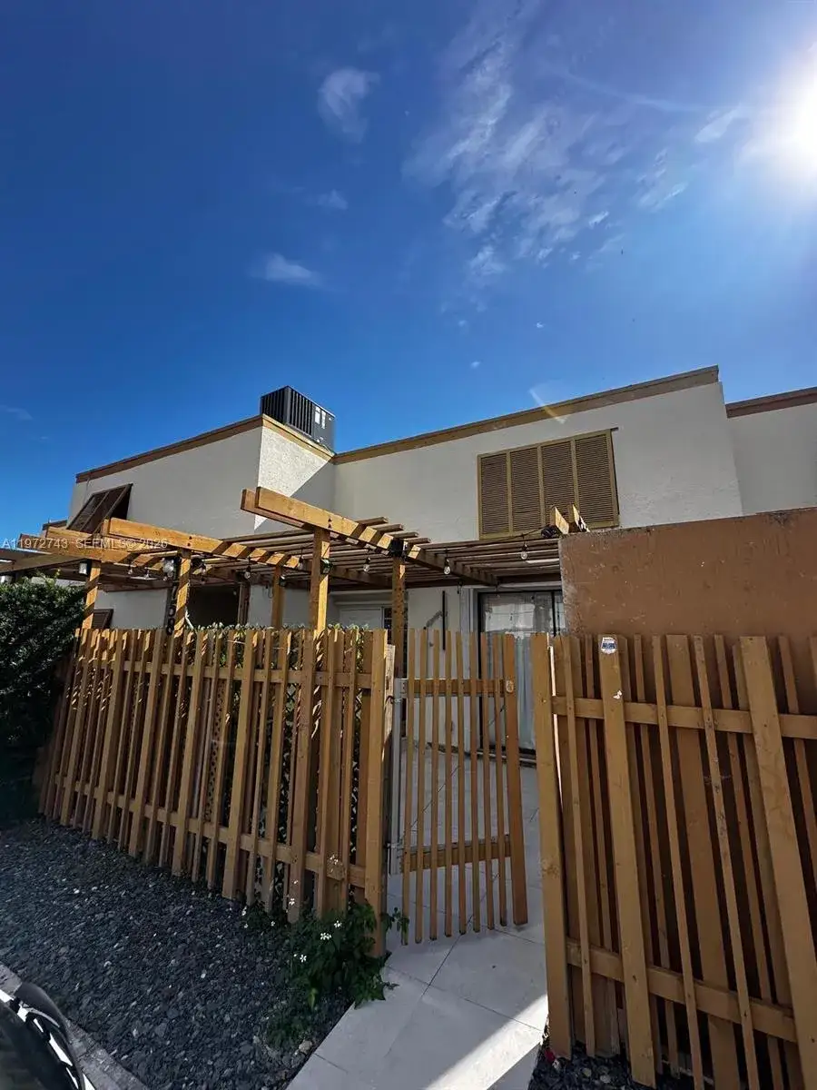 3 bedroom 2 bath Residential Lease for rent at 1758 SW 131st Place Cir S, Miami FL 33175
