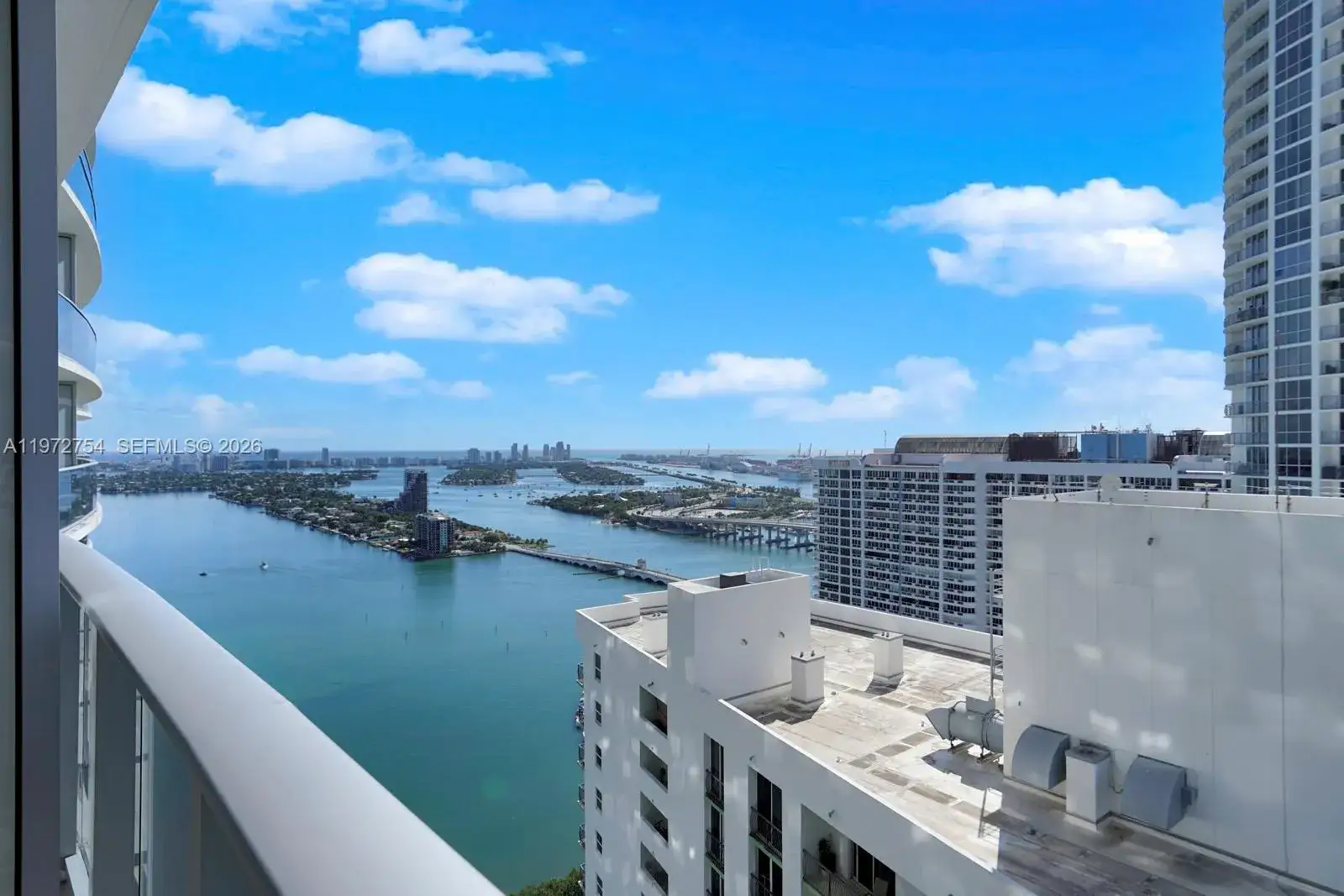 1 bedroom 1 bath Residential for sale at 488 NE 18th St # 3804, Miami FL 33132