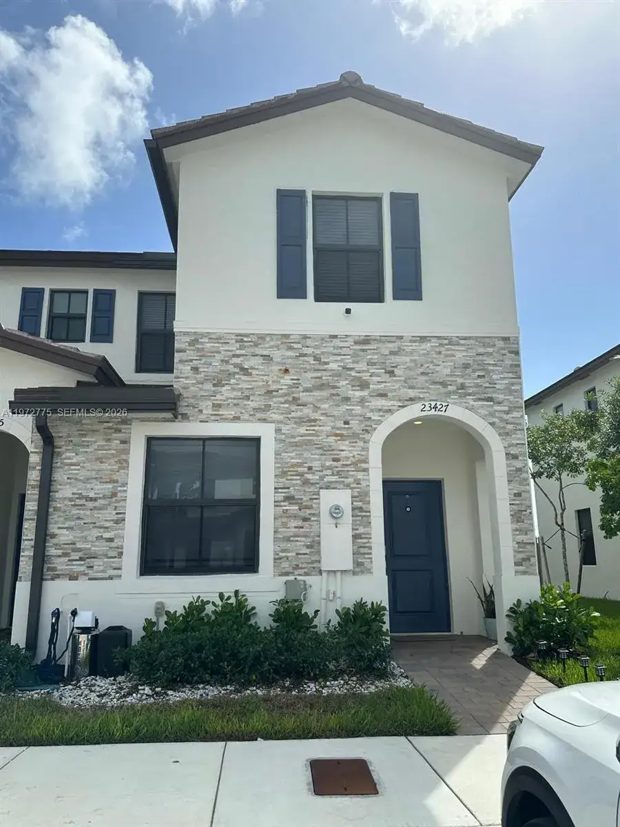 3 bedroom 2 bath Residential for sale at 23427 SW 127th Pl, Homestead FL 33032