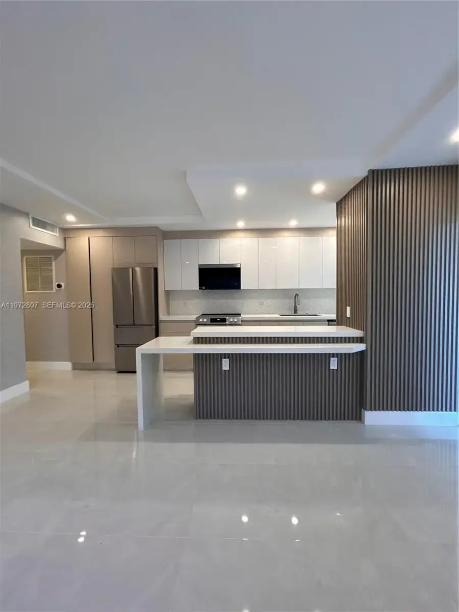2 bedroom 1 bath Residential Lease for rent at 2430 NE 135th St # 201, North Miami FL 33181
