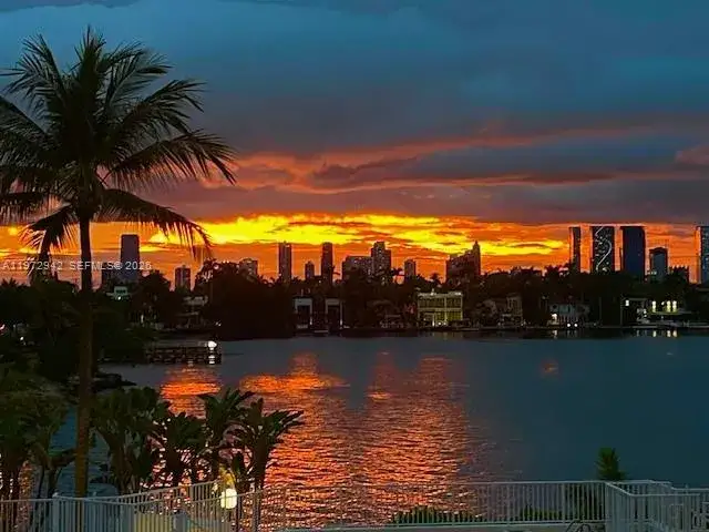 1 bedroom 1 bath Residential Lease for rent at 1 Century Ln # 310, Miami Beach FL 33139