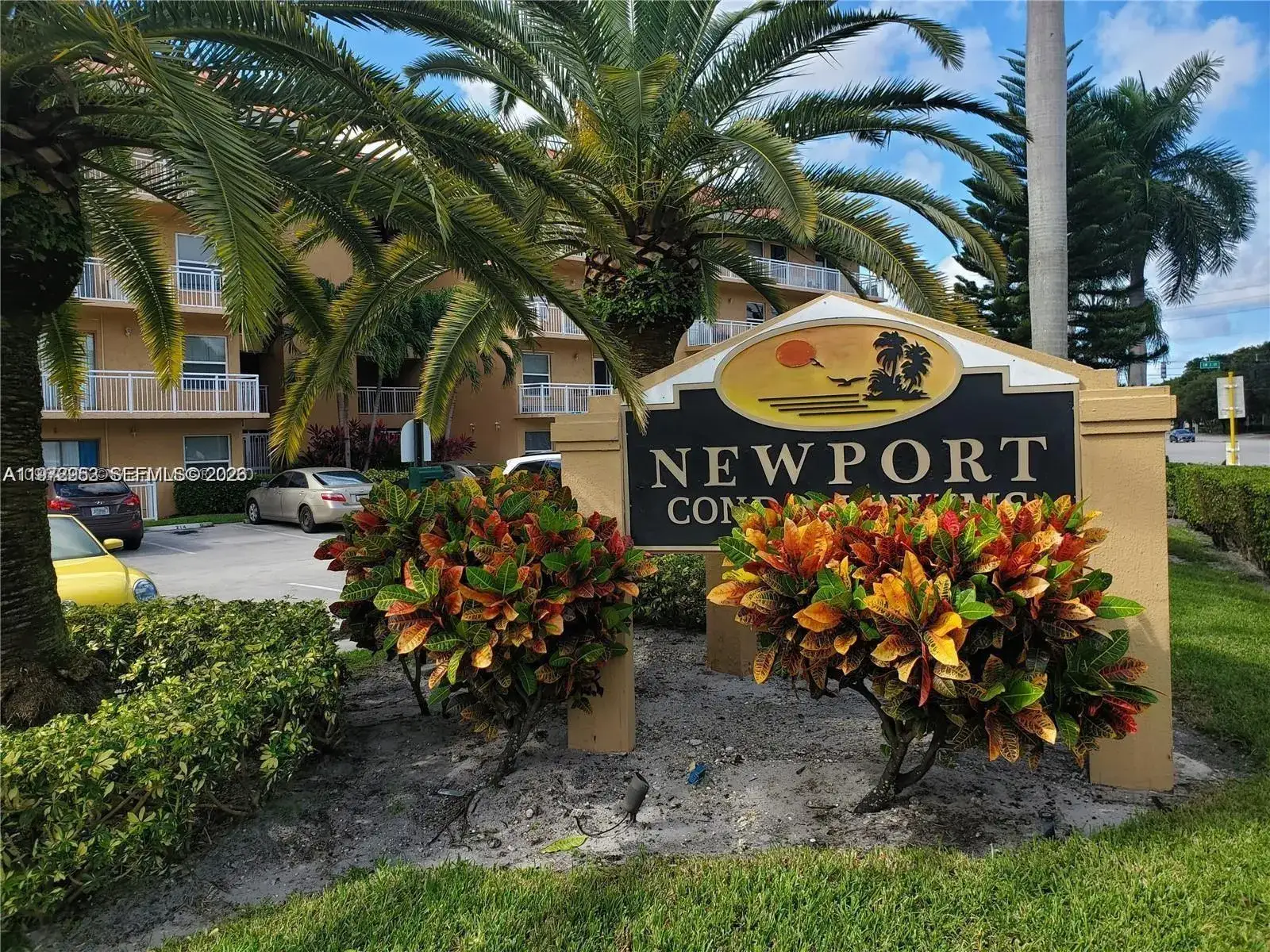 3 bedroom 2 bath Residential for sale at 455 S Pine Island Rd # 410C, Plantation FL 33324