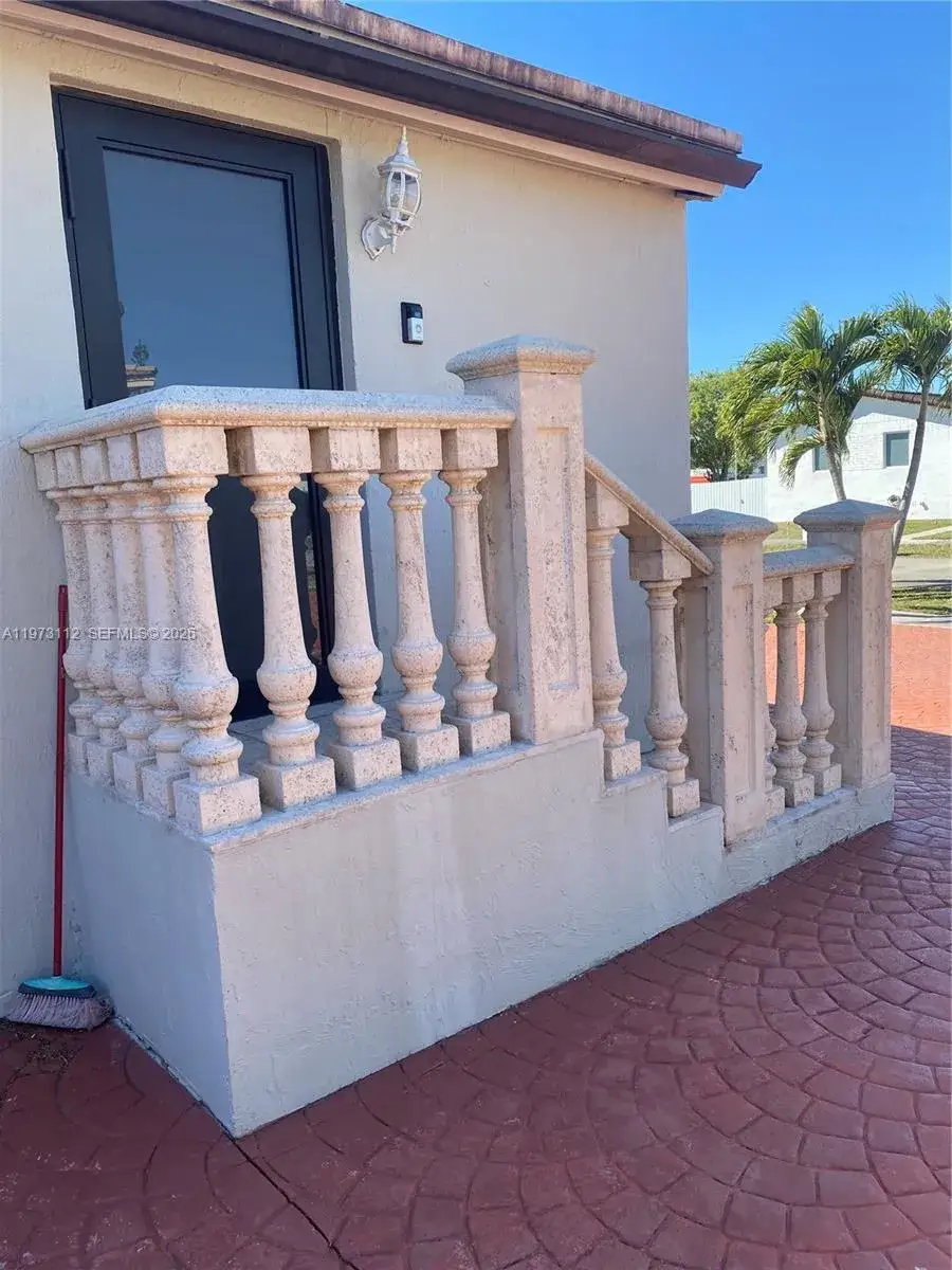 1 bedroom 1 bath Residential Lease for rent at 3181 SW 84th Ct # 3181, Miami FL 33155